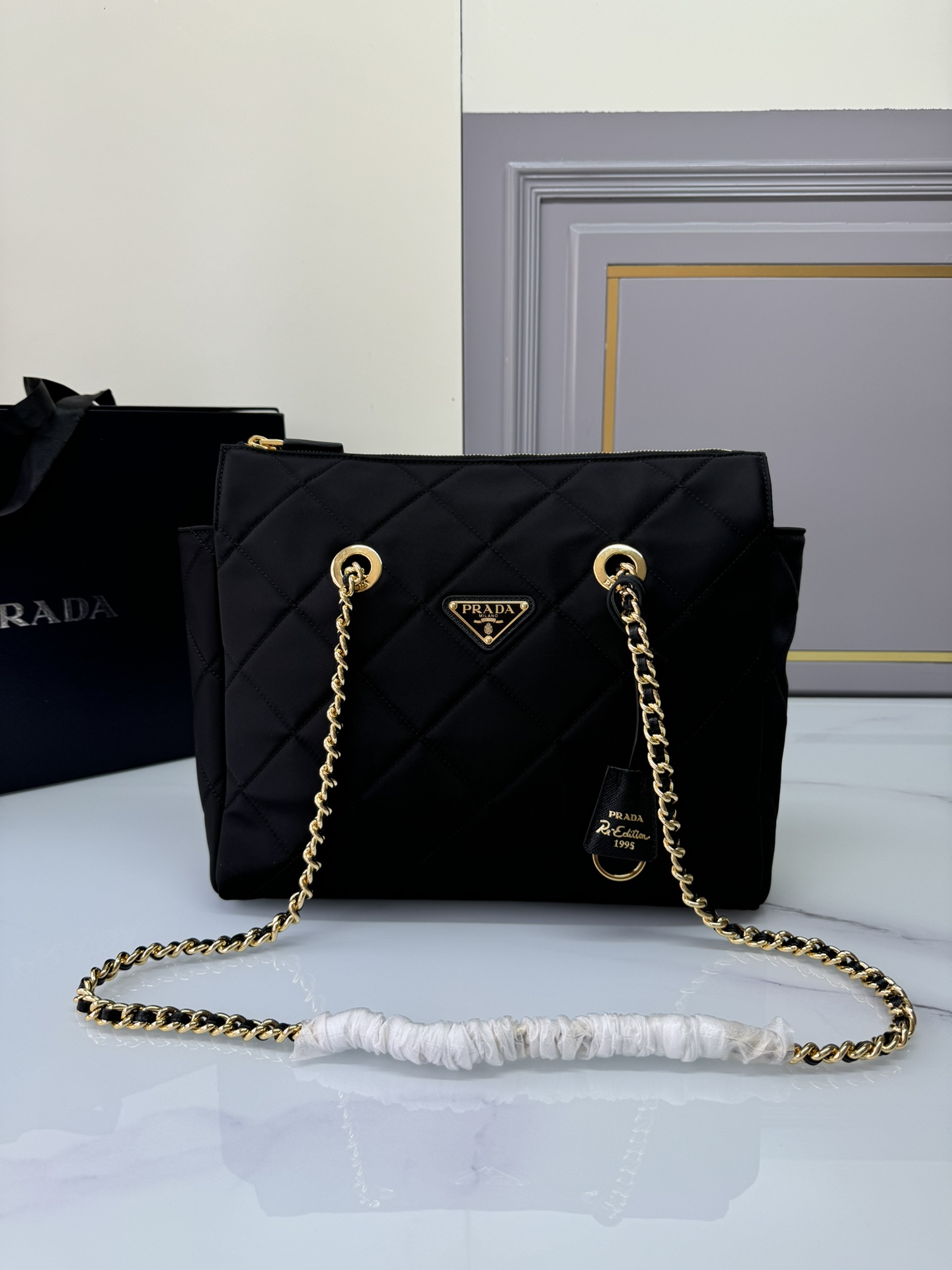 [TOP] PRADA Chain Ridge Wandering Bag 31*22*8cm - 2 Colour