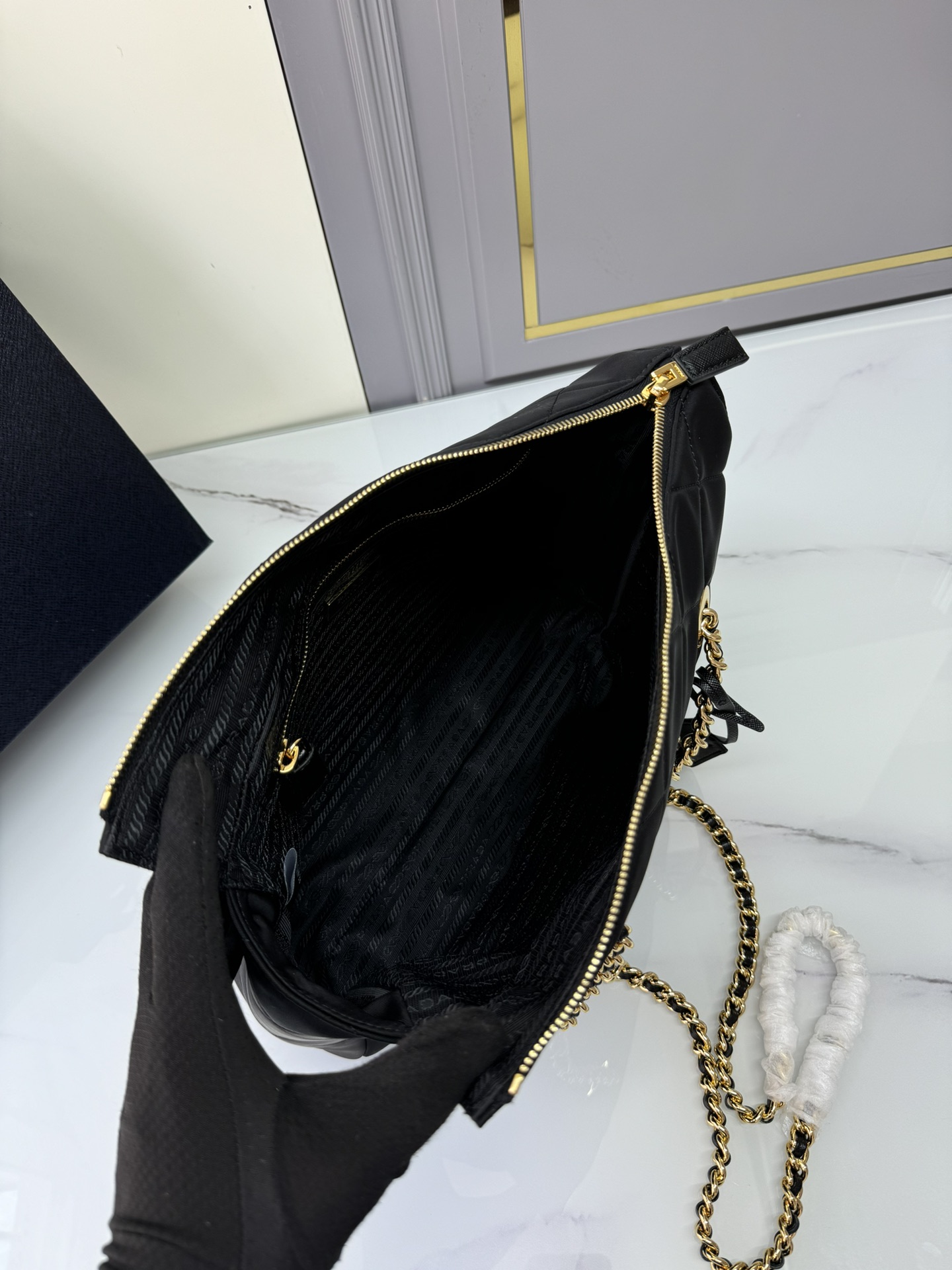 [TOP] PRADA Chain Ridge Wandering Bag 31*22*8cm - 2 Colour