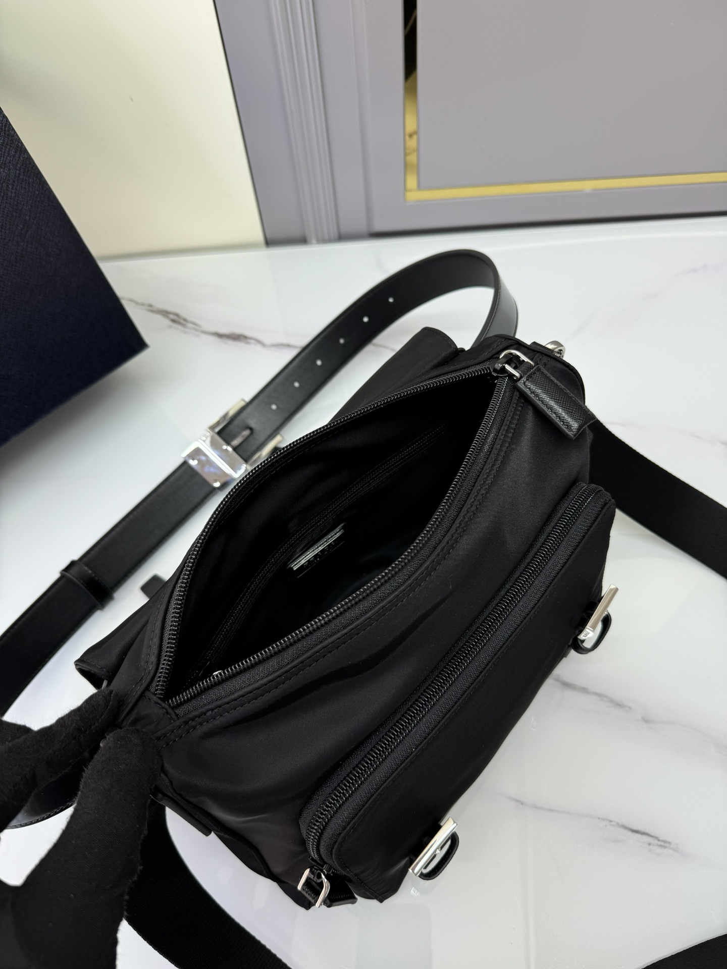 [TOP] PRADA Shoulder Bag Nylon 27x20.5x12cm - Black