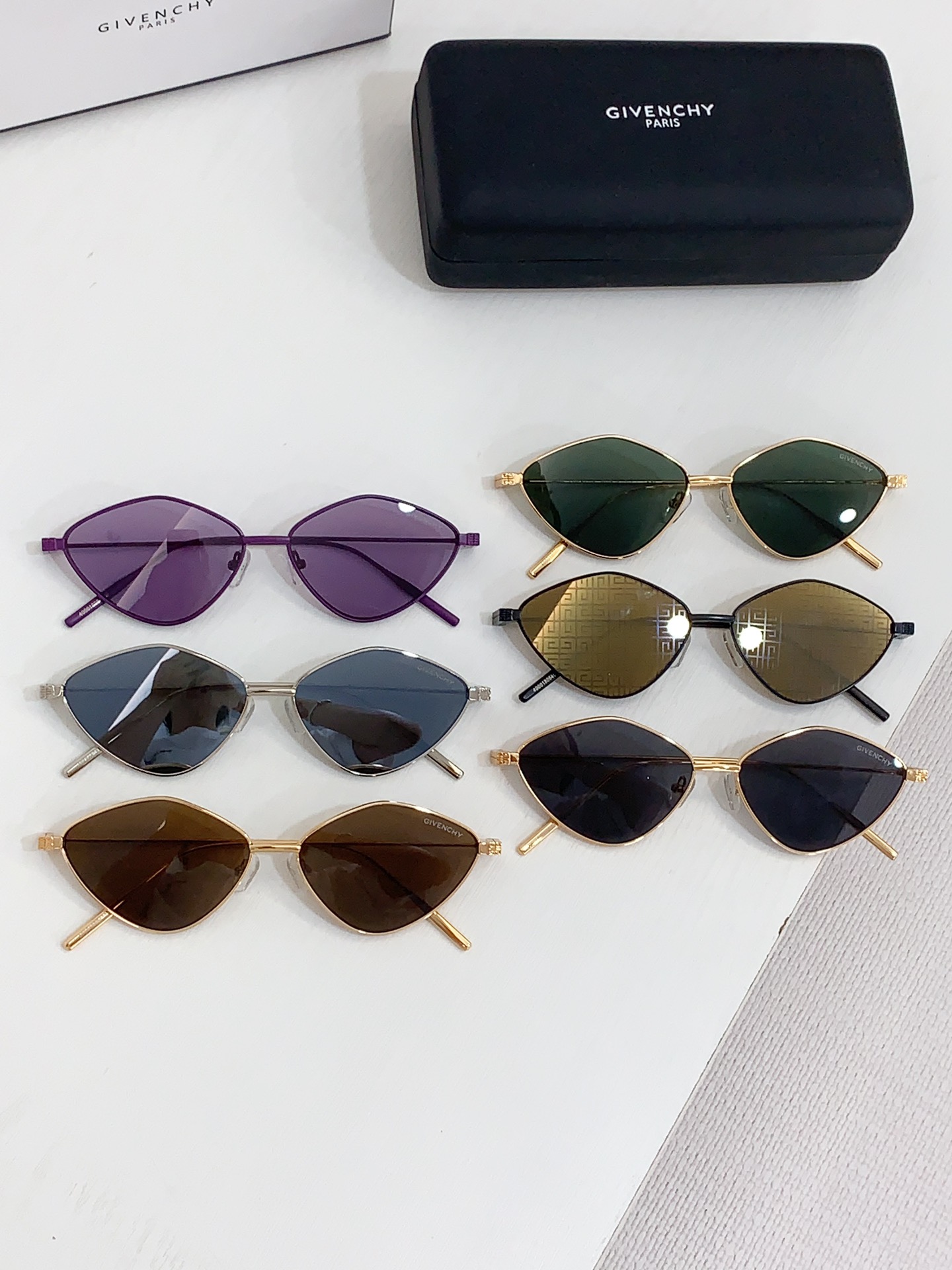 [Top] GIVENCHY Sunglasses-6 Colors
