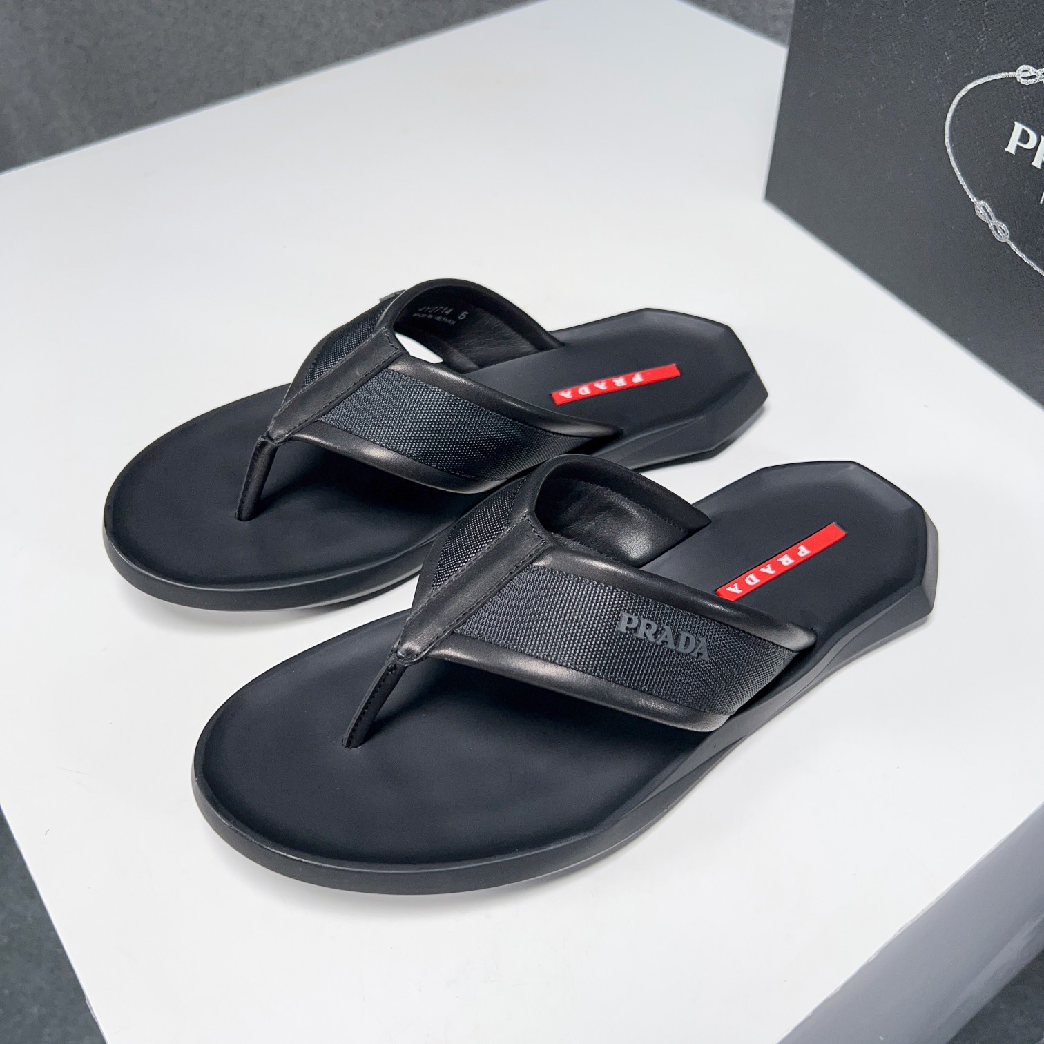 [TOP] PRADA Men's  Slippers - 3 Colors