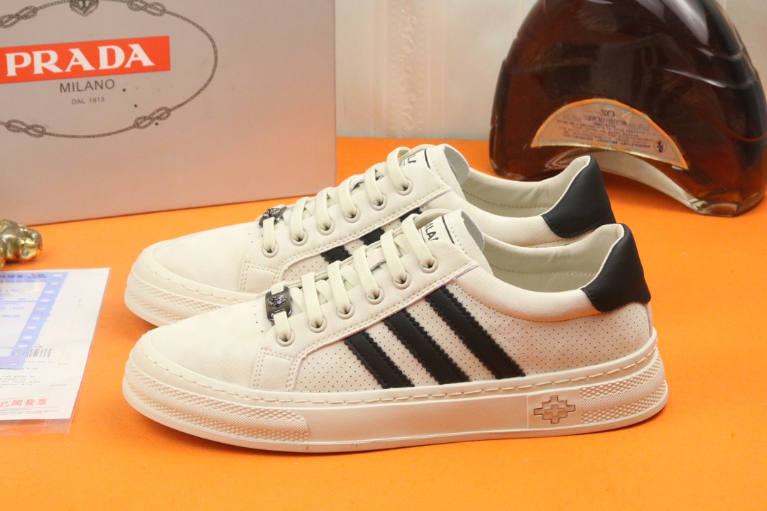 [TOP] PRADA Sports Shoes - 2 Colors