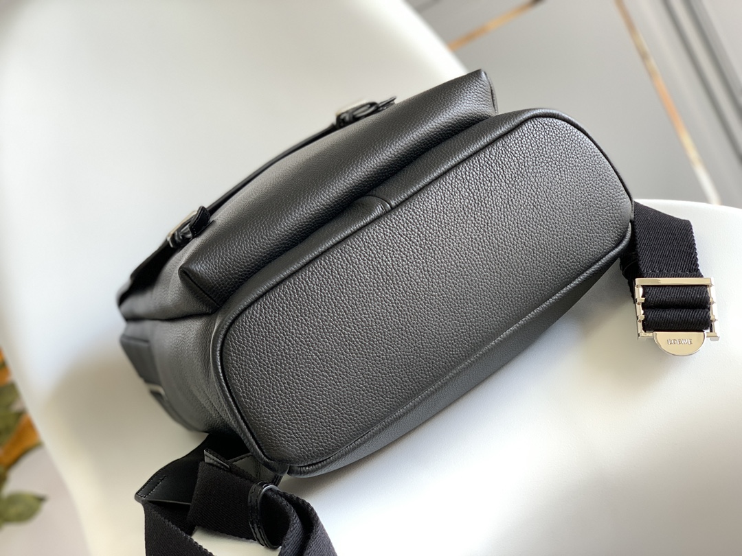 [TOP] LOEWE Anagram Embossed Backpack 39*28.5*11cm - Black