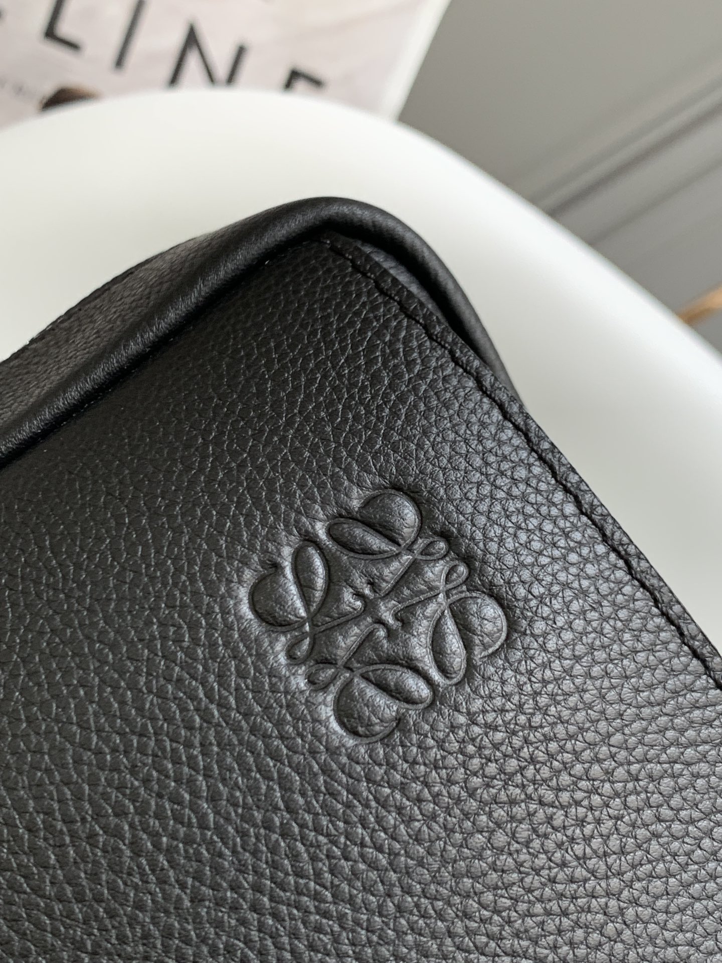 [TOP] LOEWE Anagram Embossed Backpack 39*28.5*11cm - Black