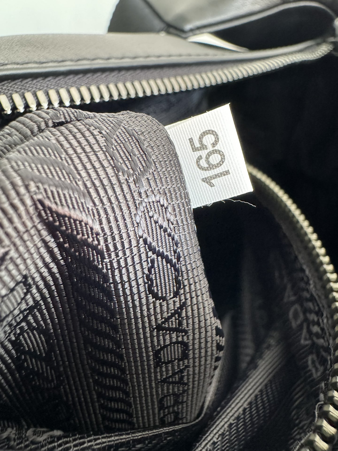 [TOP] PRADA Men's Leather Messenger Bags - Black