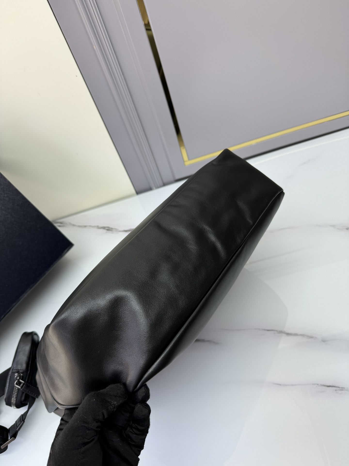 [TOP] PRADA Men's Leather Messenger Bags - Black