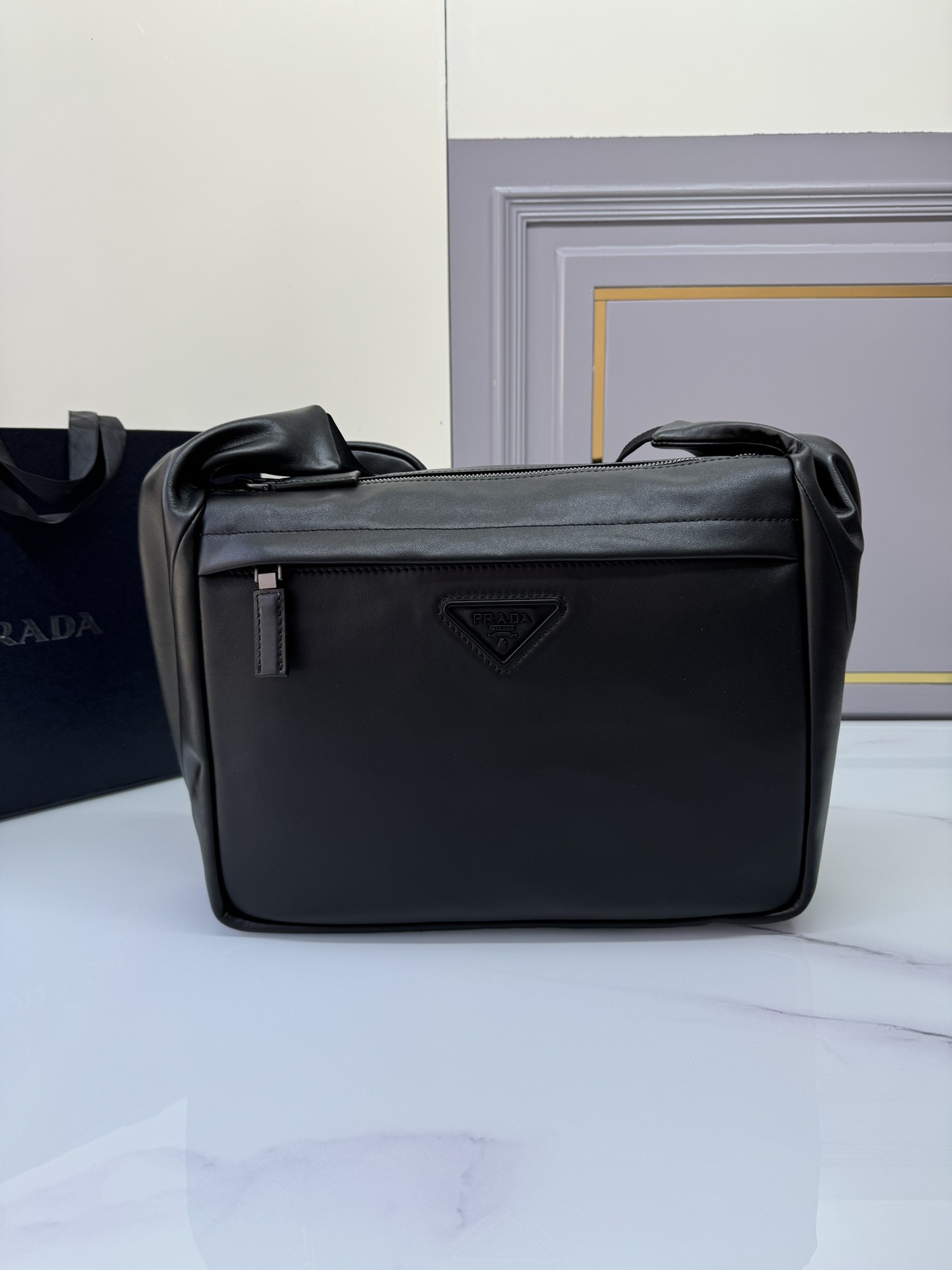 [TOP] PRADA Men's Leather Messenger Bags - Black