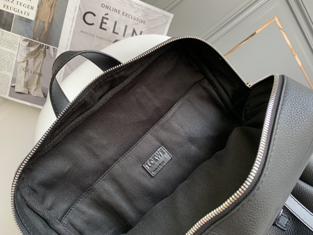 [TOP] LOEWE Anagram Embossed Backpack 39*28.5*11cm - Black