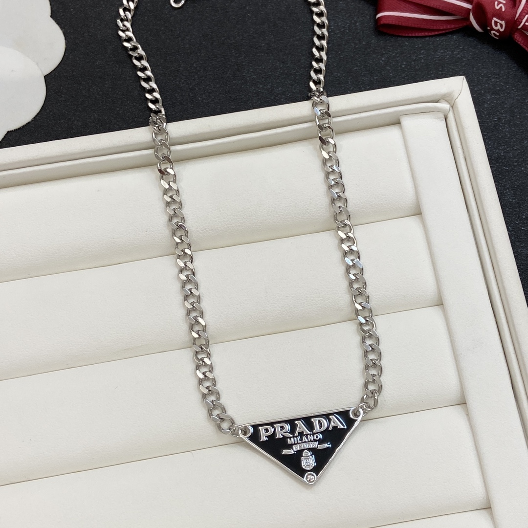 [TOP] PRADA Necklace - Silver&Black