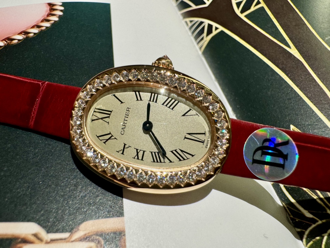 [TOP] Cartier Baignoire Watch - Red