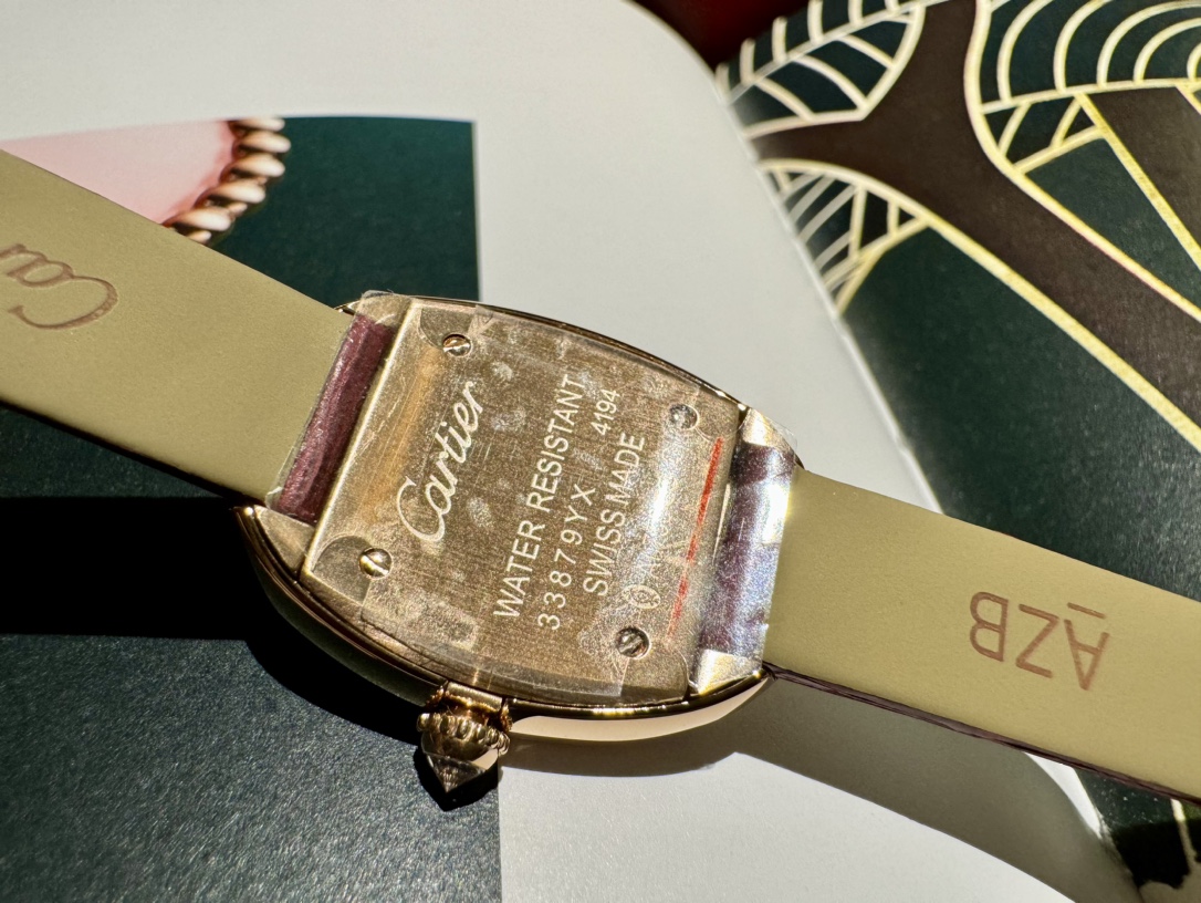 [TOP] Cartier Baignoire Watch - Red