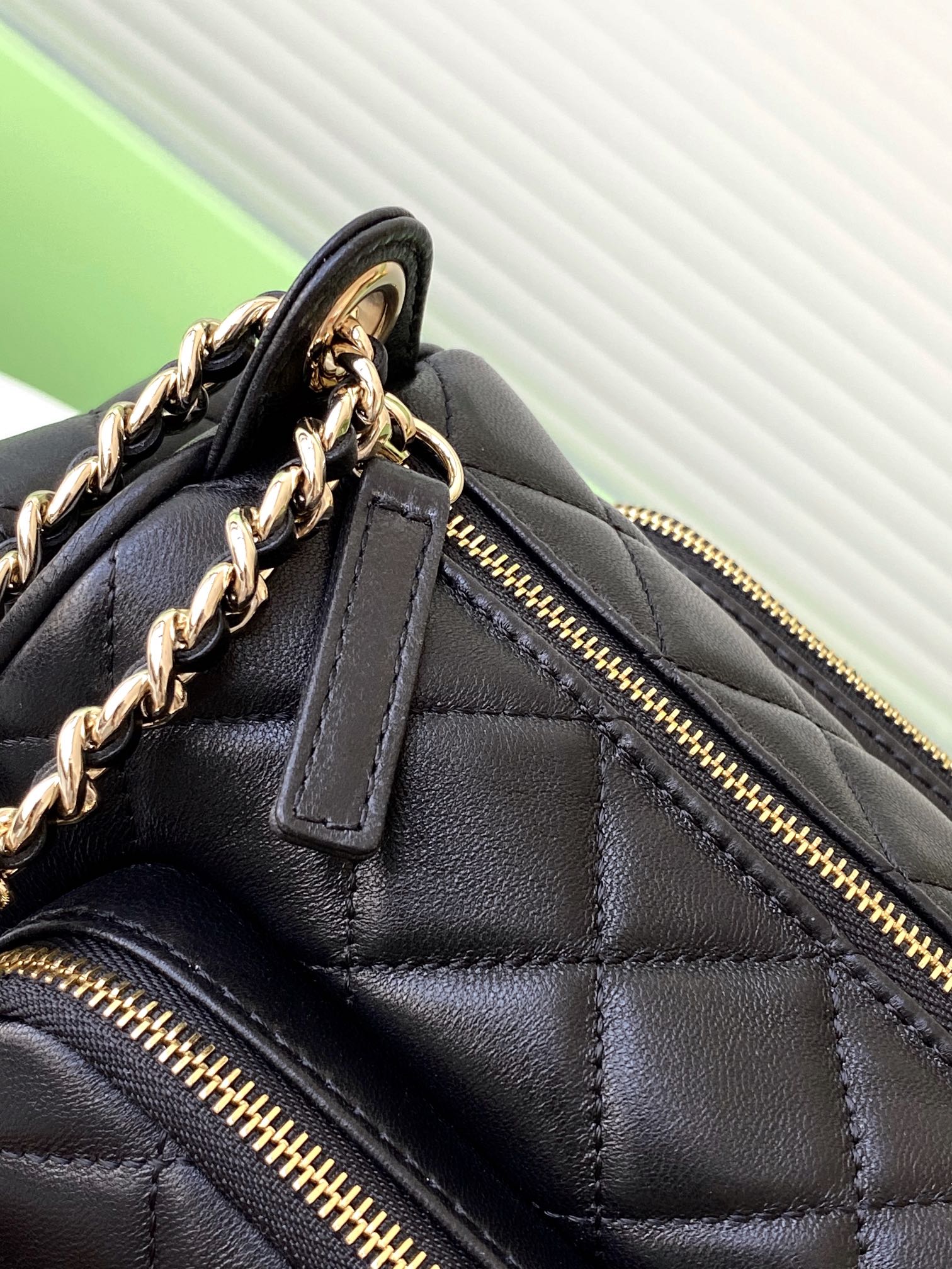 [TOP] CHANEL 24K Small Camera Case 14×23×9cm - Black