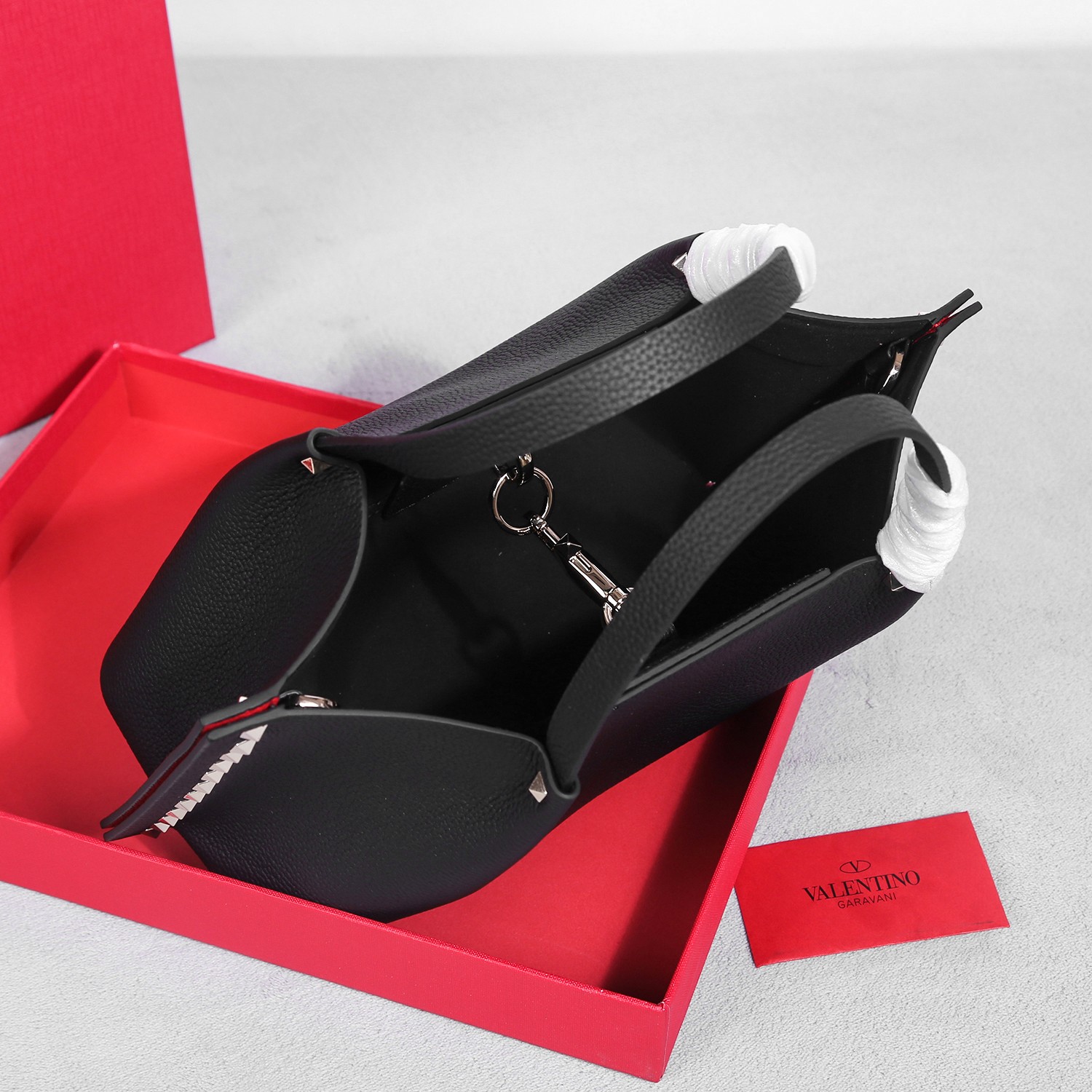 [TOP] VALENTINO Rockstud Tote Bag Cowhide 31*25*15cm/41*25*18 cm - 5 Colour