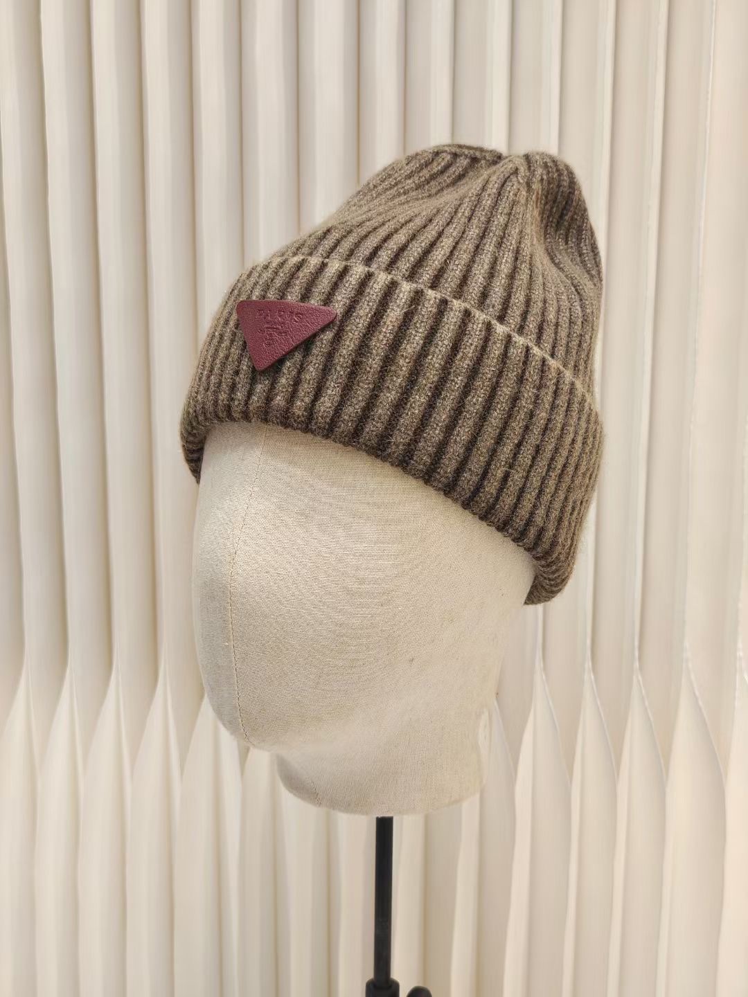 [TOP] PRADA Knitted Hat - 4 Color