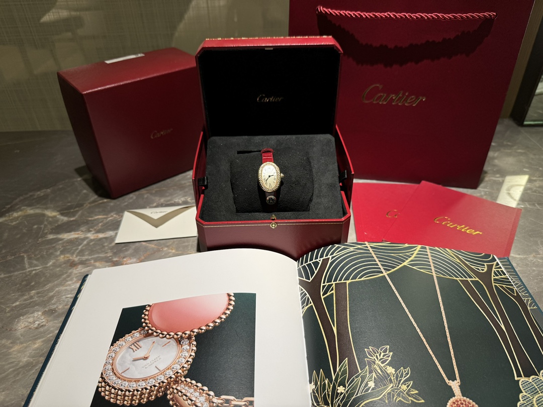 [TOP] Cartier Baignoire Watch - Red