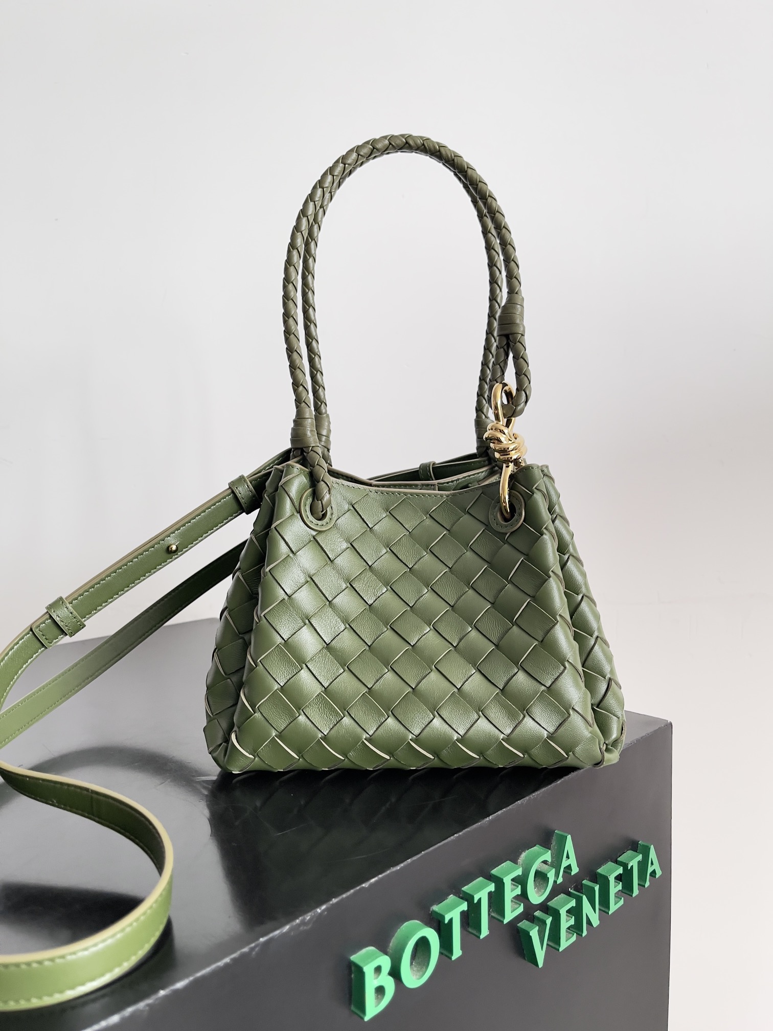 [TOP] Bottega Veneta BV Andiamo Parachute bag 21x17x16.5cm/30x26x20cm - Green