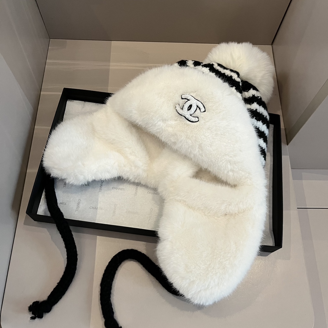 [TOP] CHANEL Fur Hat - 3 Color
