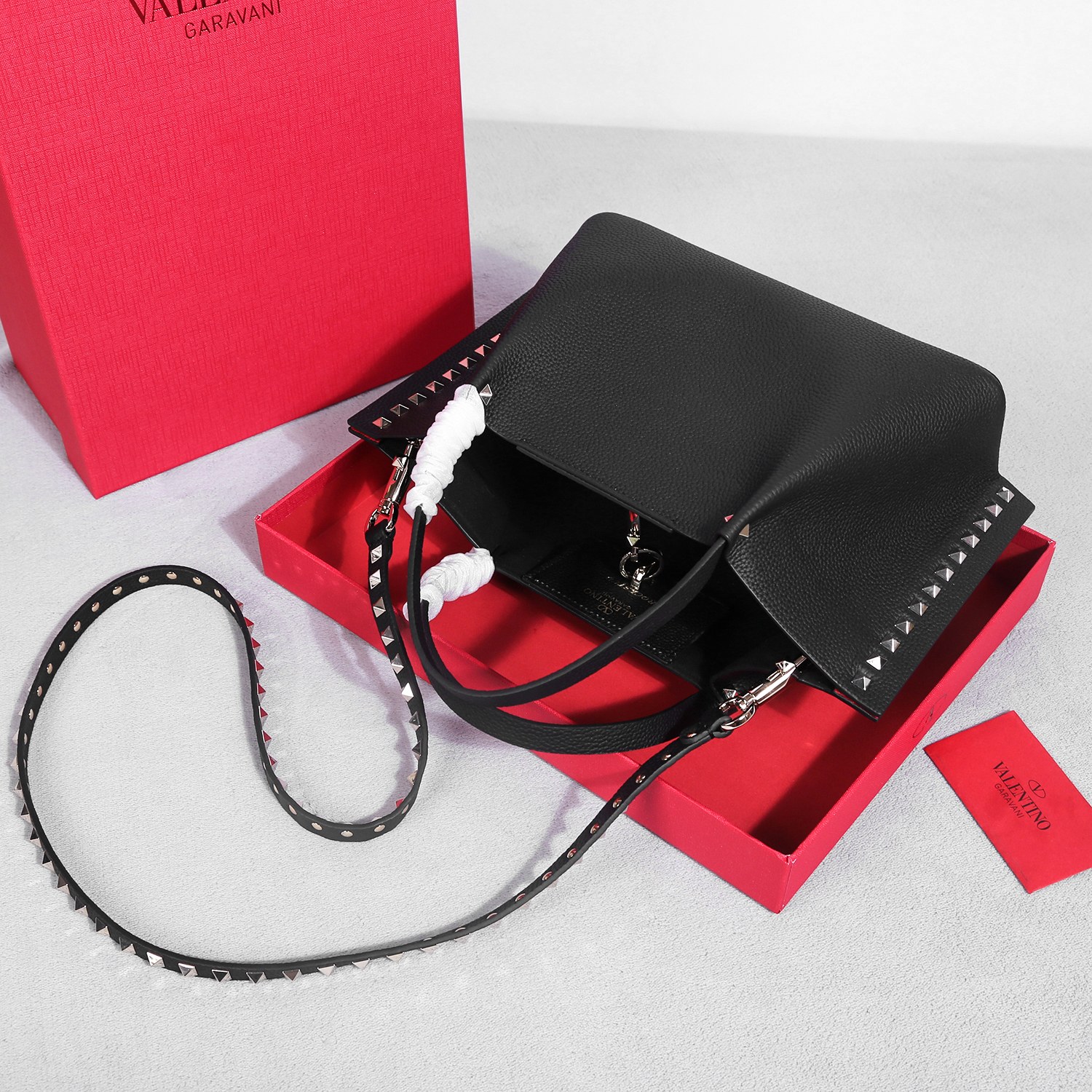 [TOP] VALENTINO Rockstud Tote Bag Cowhide 31*25*15cm/41*25*18 cm - 5 Colour