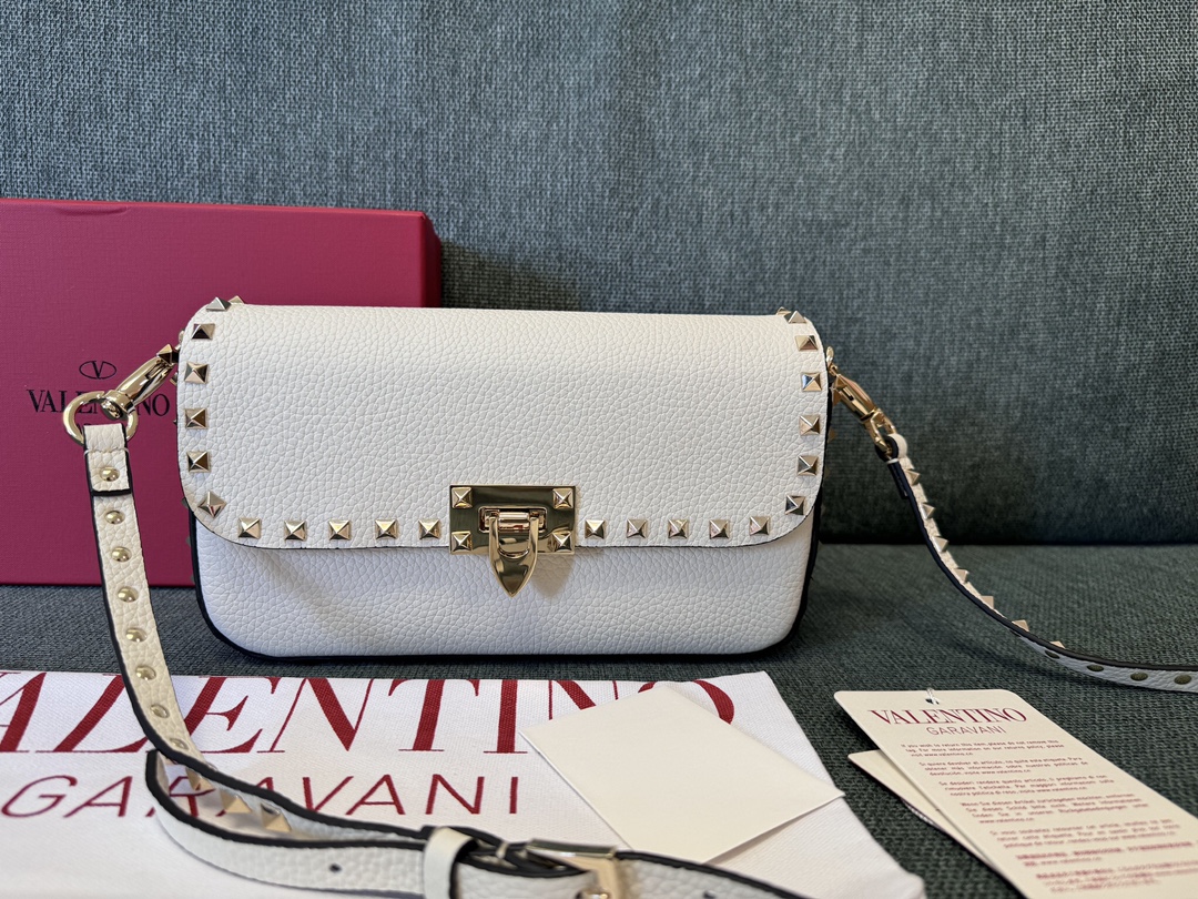 [TOP] VALENTINO Rockstud Bag Grain Calfskin Crossbody Bag 24*12*6cm - 3 Color