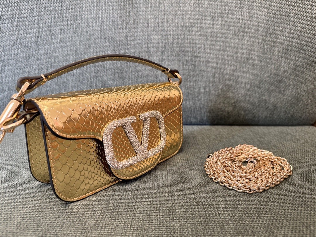 [TOP] VALENTINO Loco Bag Snake Printed Pattern Calfskin Handbag 20x11x5cm/27x13x6cm - 7 Colour