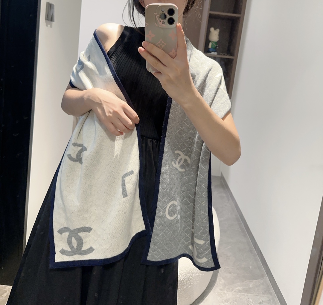 [TOP] CHANEL Cashmere Shawl Scarf 30x180 cm - Blue & White