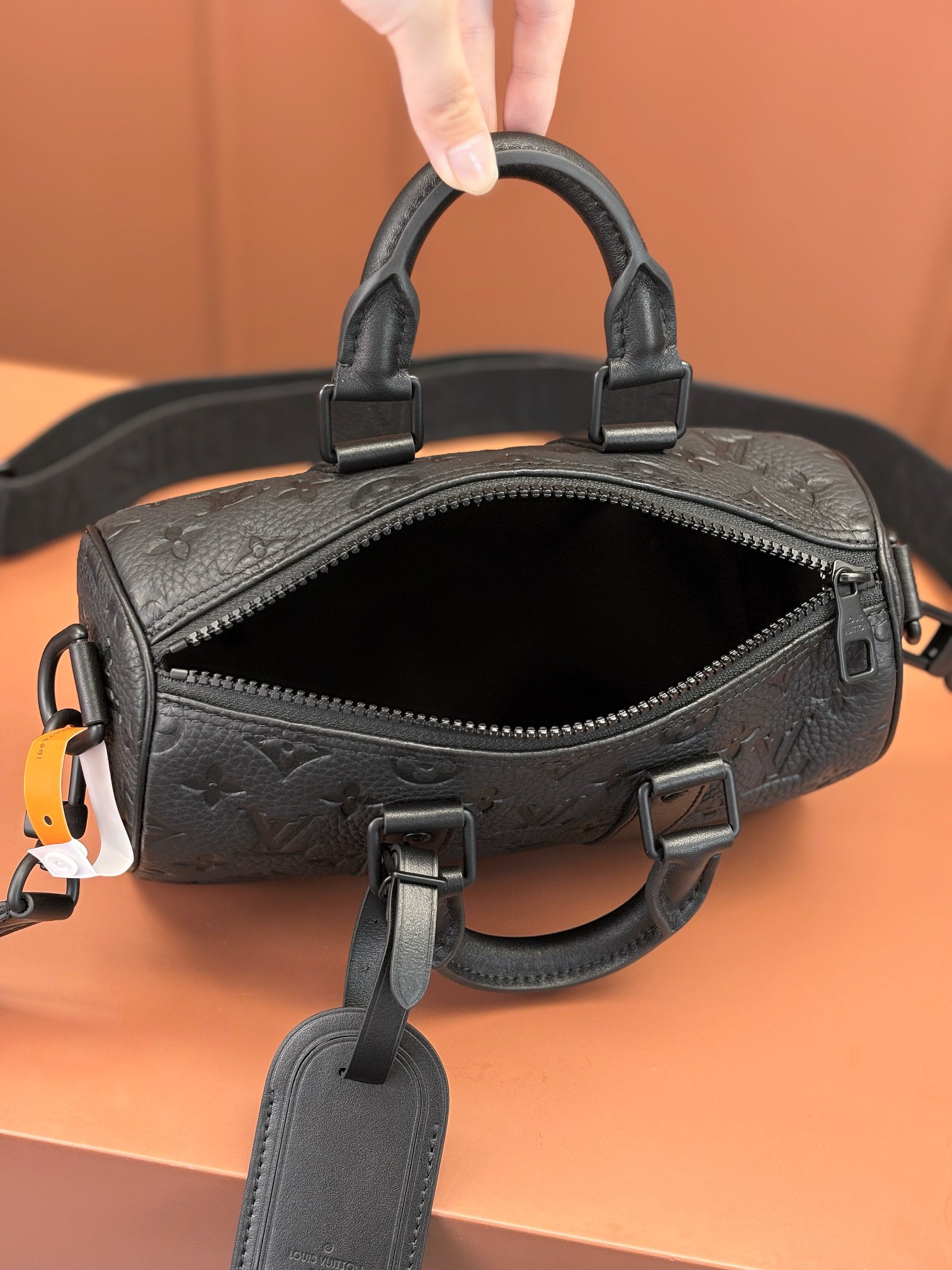 [TOP] Louis Vuitton LV Men's  Keepall Bandoulière 25 Bag 25x15x11cm - Black