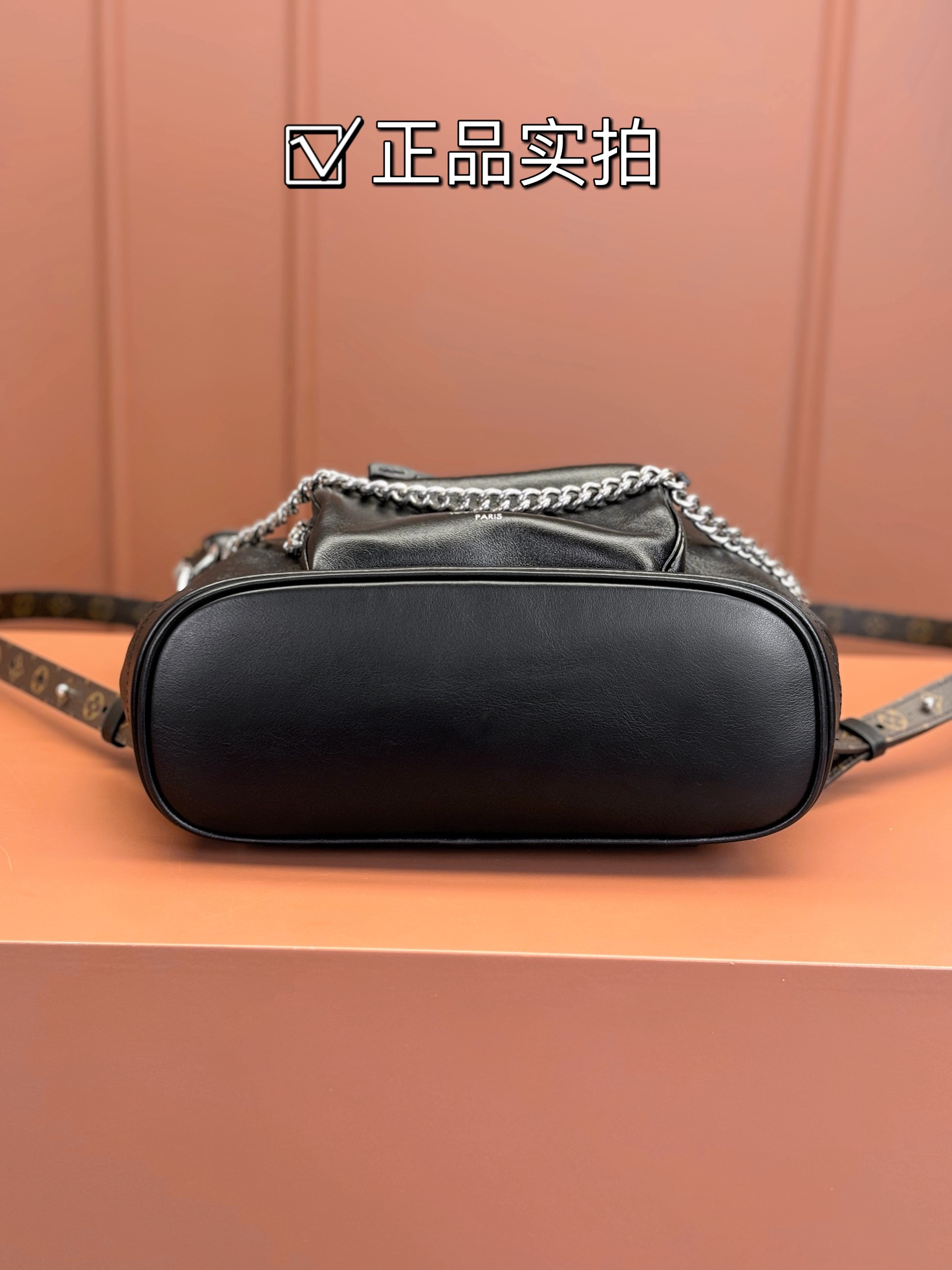 [TOP] Louis Vuitton LV  Montsouris PM Backpack 30 x 18 x 28 cm-Black