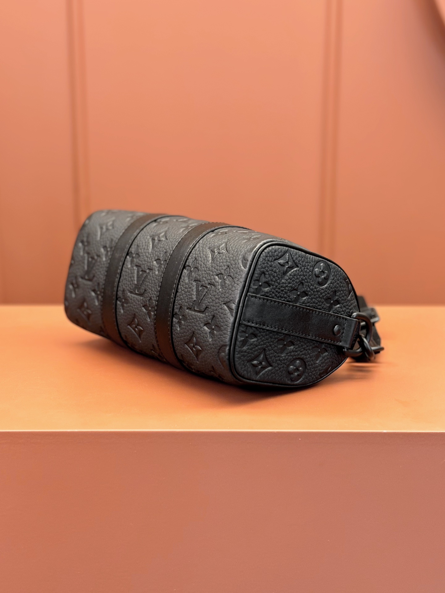 [TOP] Louis Vuitton LV Men's  Keepall Bandoulière 25 Bag 25x15x11cm - Black