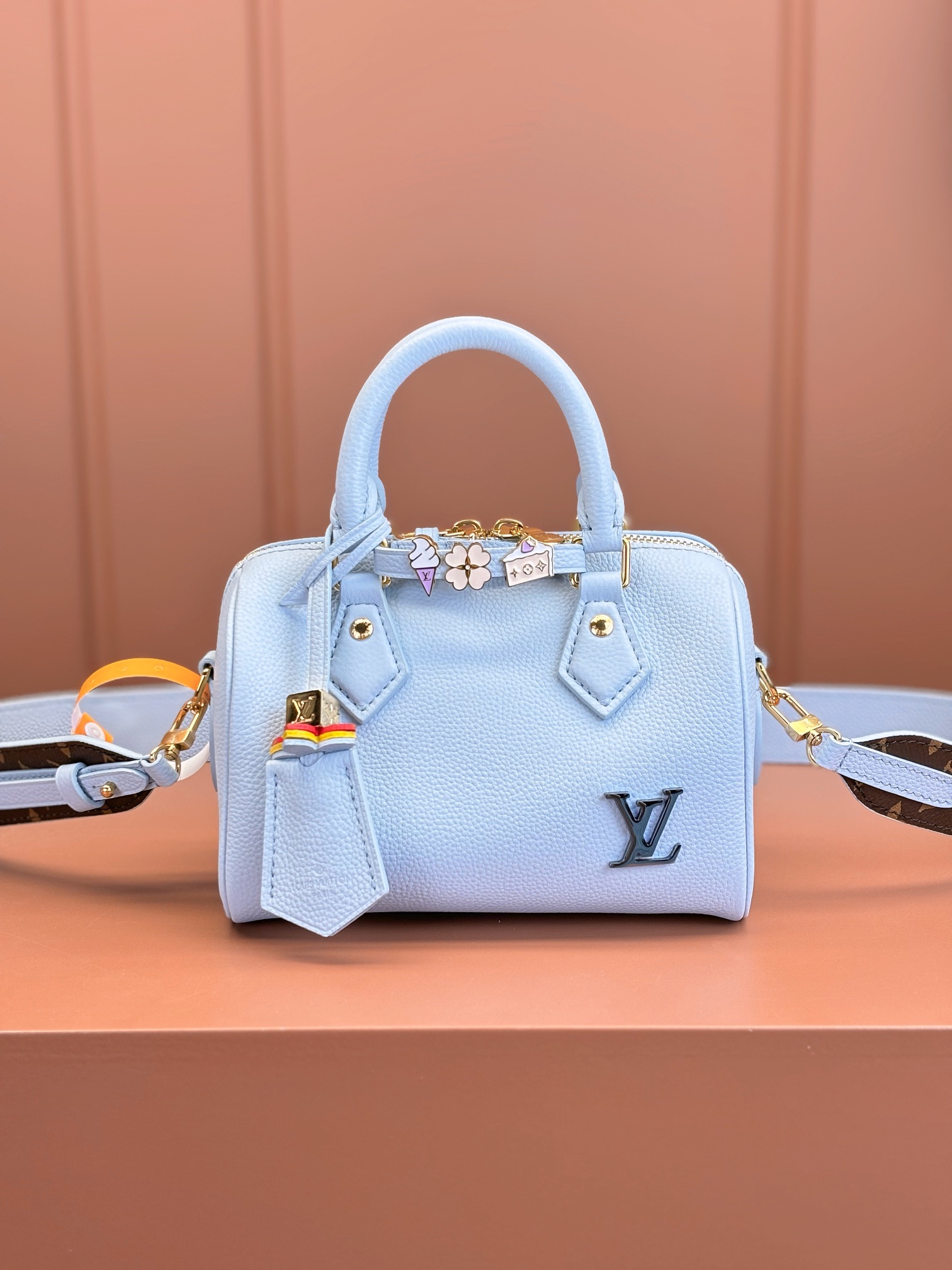 [TOP] Louis Vuitton LV SPEEDY BANDOULIÈRE 18  Bag 18x12x10cm - Blue