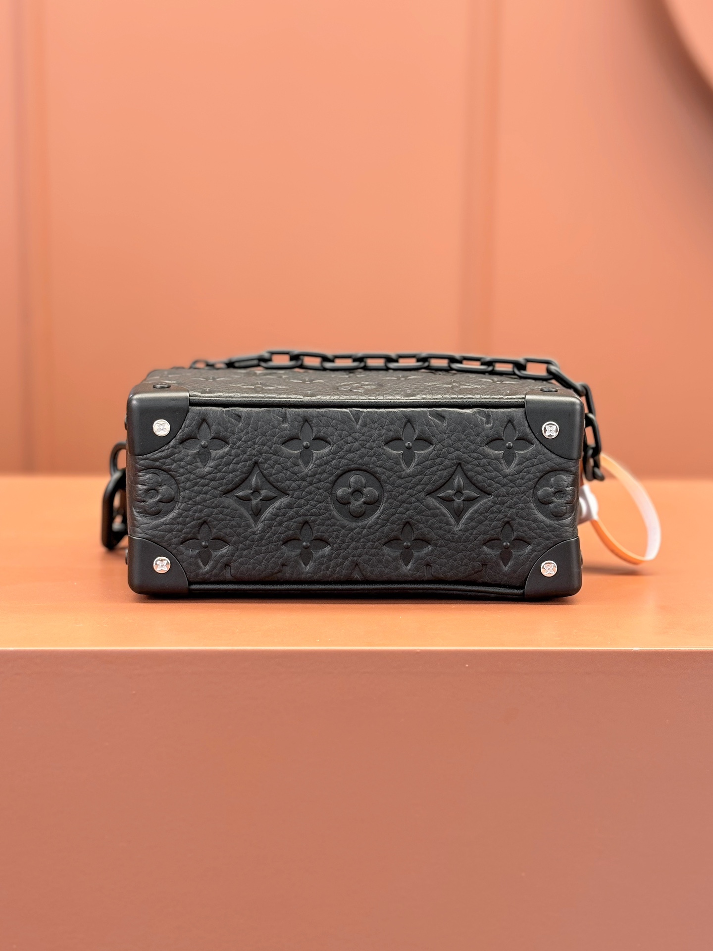 [TOP] Louis Vuitton LV Men's Taurillon Monogram Mini Soft Trunk 18.5x13x8cm - Black