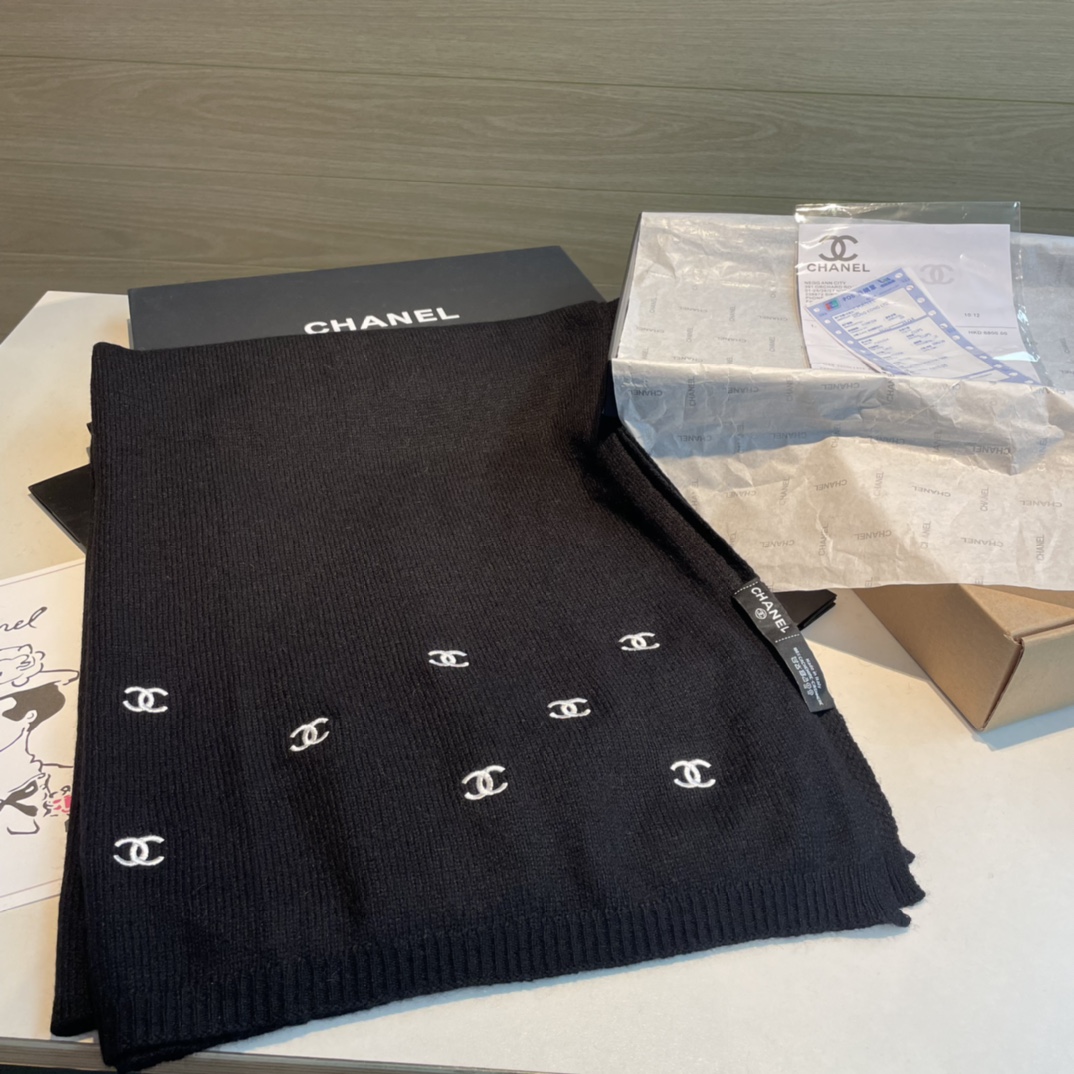 [TOP] CHANEL Cashmere Shawl Scarf 70x190 cm - Black