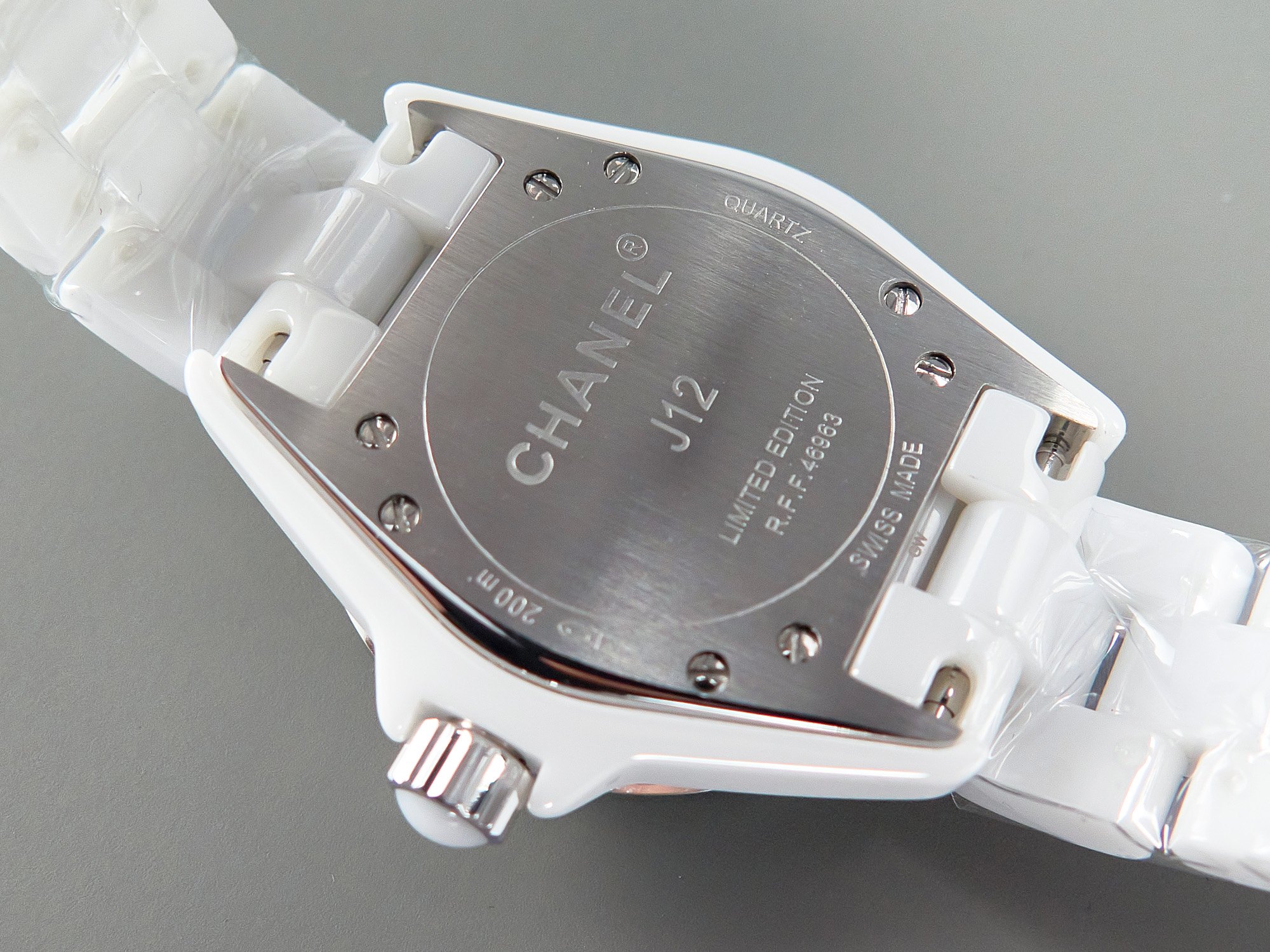 [TOP] CHANEL J12 Watch 33mm-White