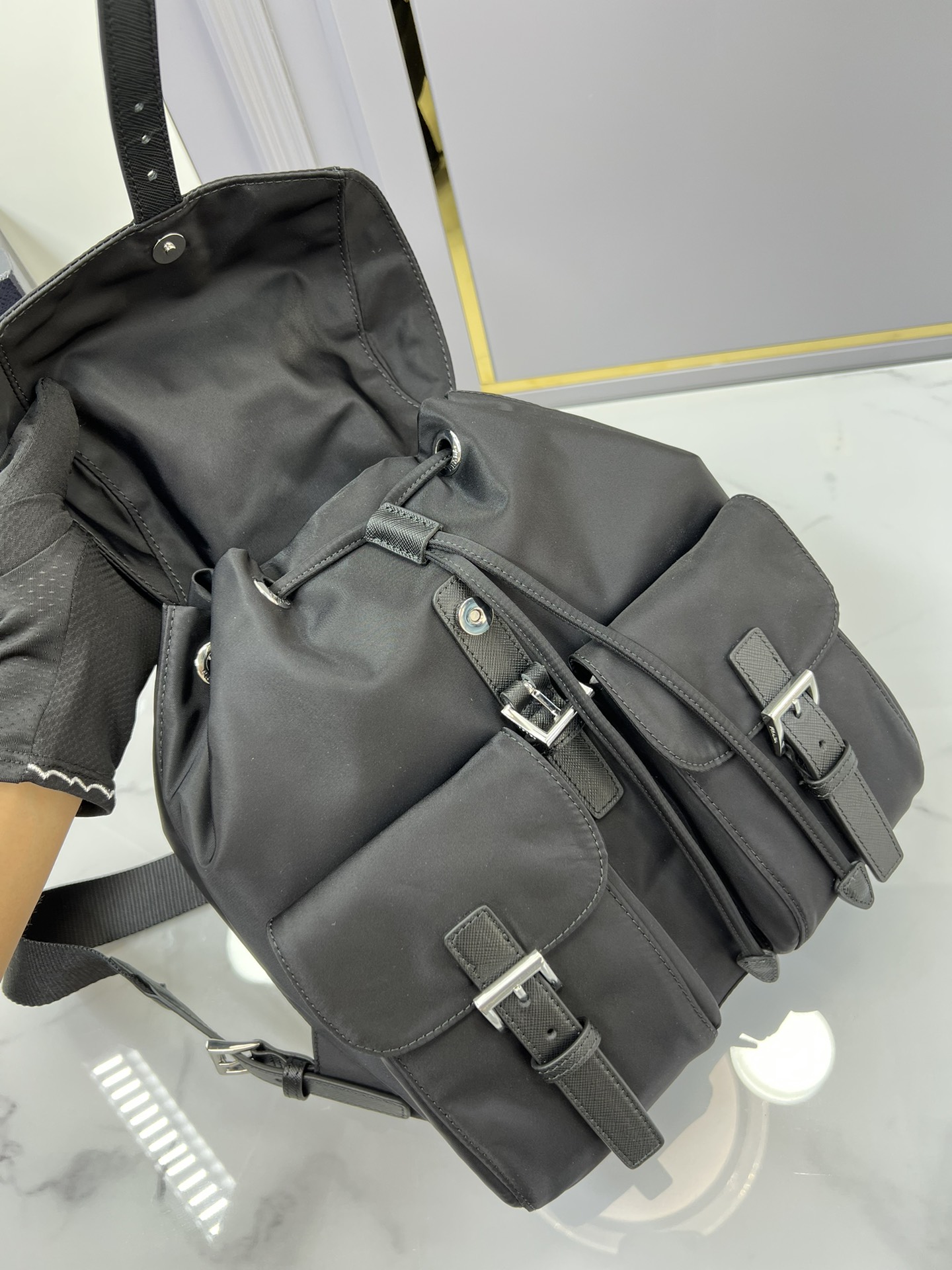 [TOP] PRADA Parachute Fabric Backpack 28x23.5x12cm - 4 Colour