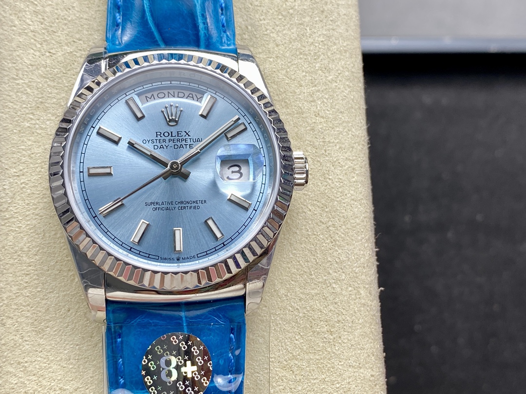 [TOP] ROLEX  Day-Date Sliver Bezel Watch 36mm - Blue