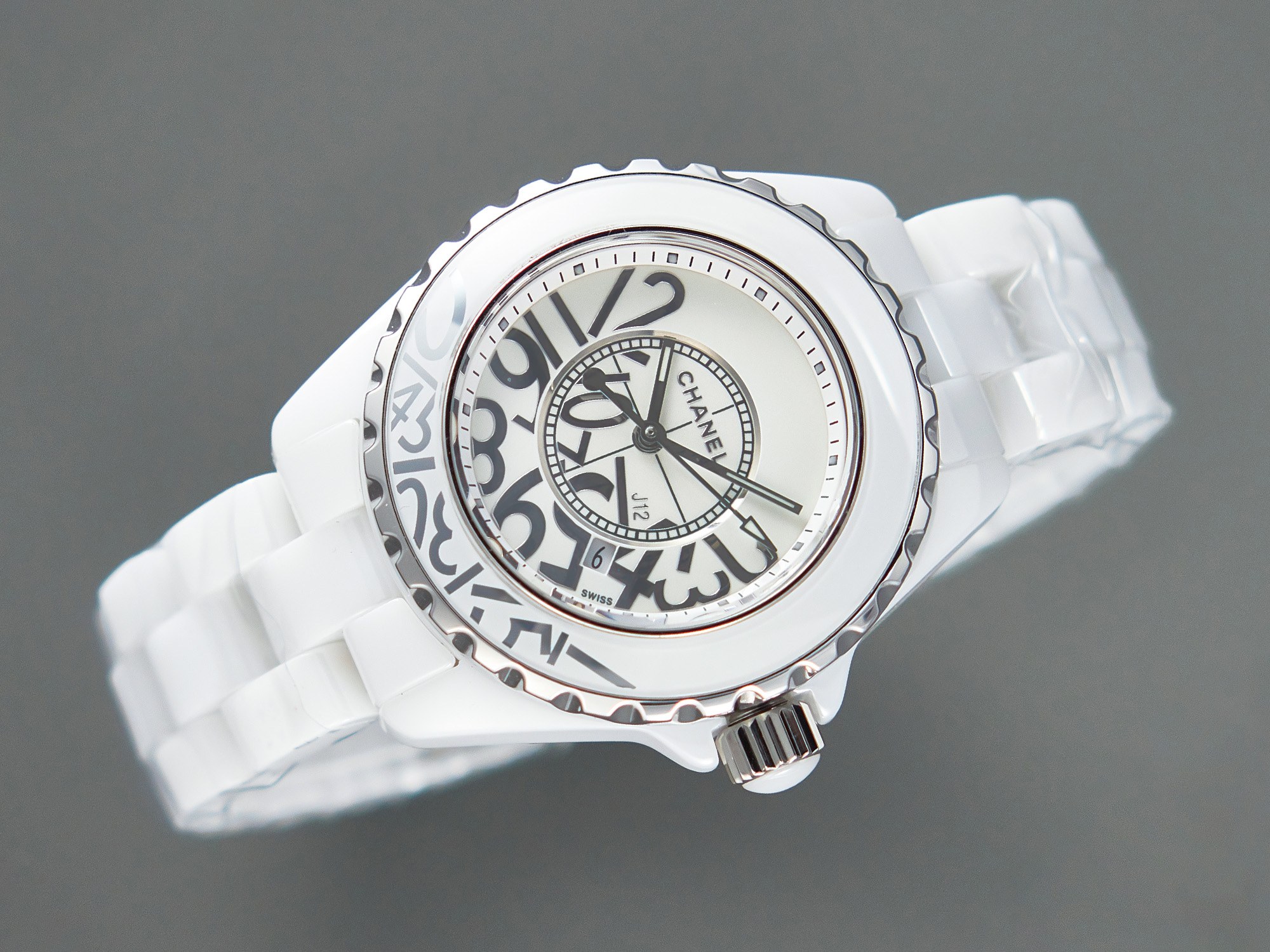 [TOP] CHANEL J12 Watch 33mm-White