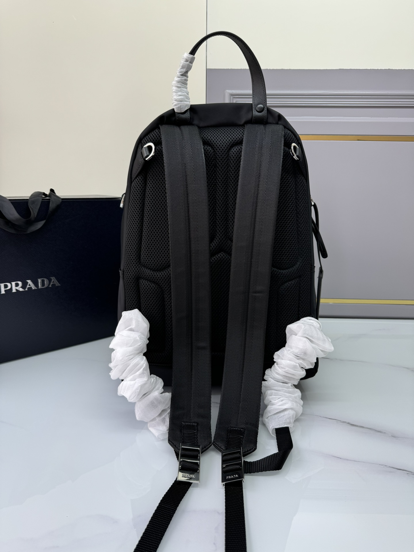 [TOP] PRADA Nylon Backpack 29×40×17cm - Black