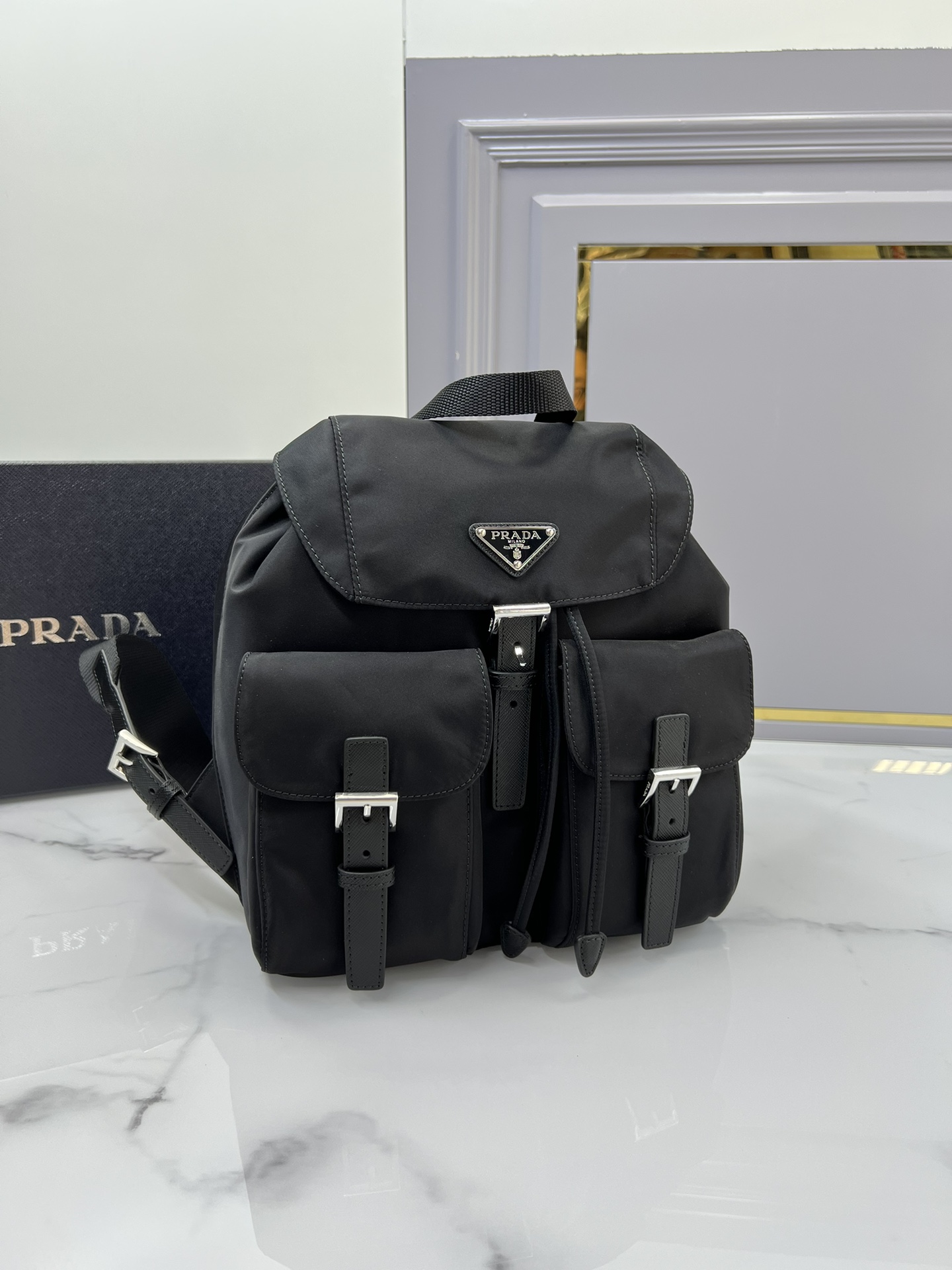 [TOP] PRADA Parachute Fabric Backpack 28x23.5x12cm - 4 Colour