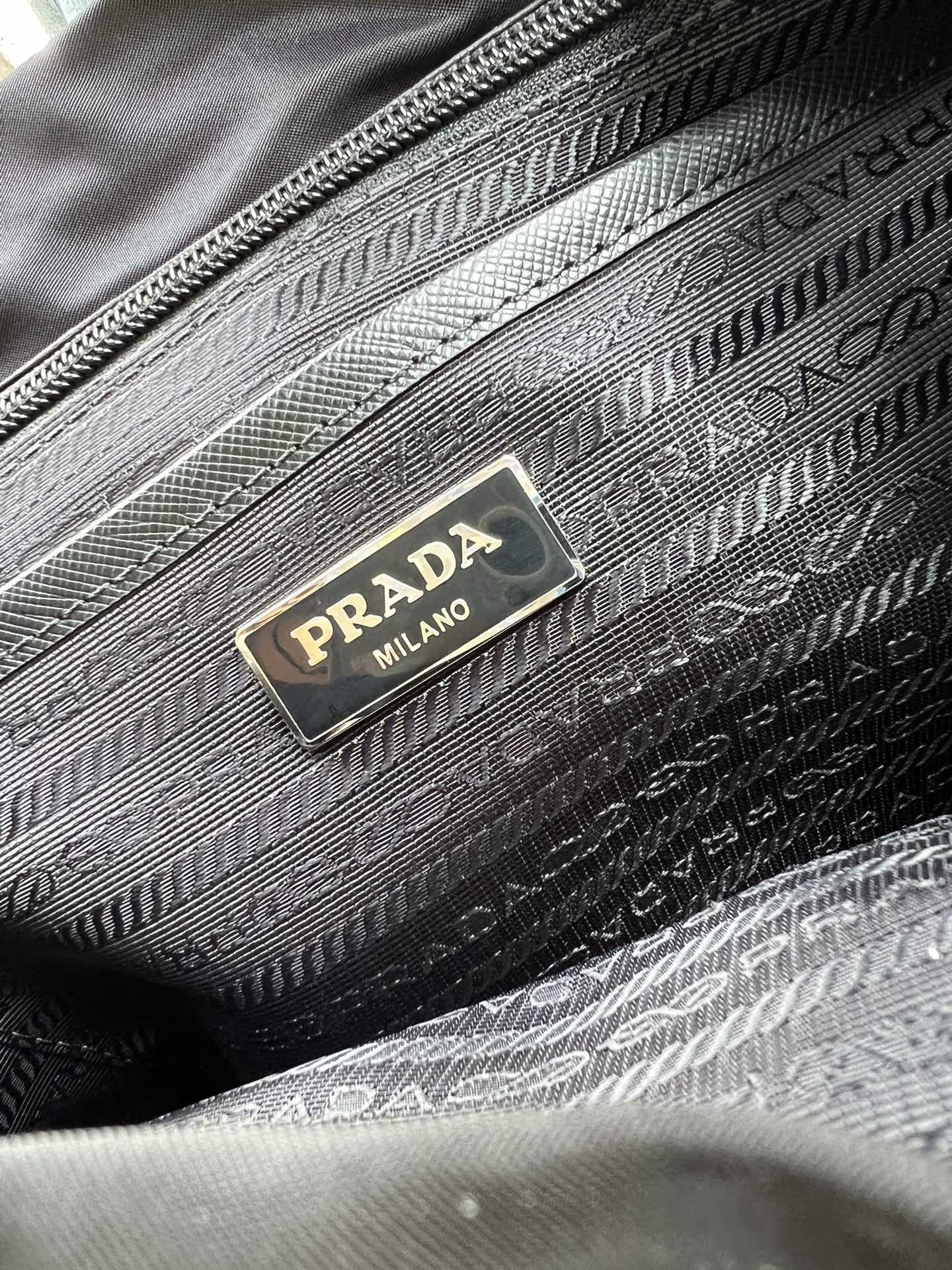[TOP] PRADA Parachute Fabric Backpack 28x23.5x12cm - 4 Colour