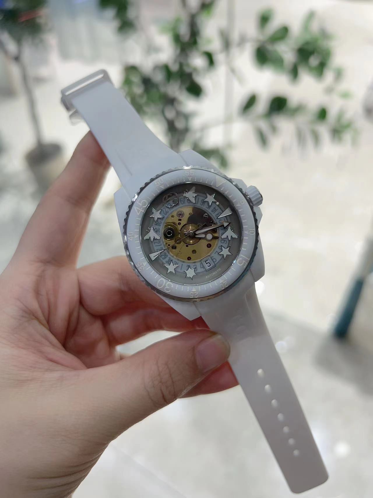 [TOP] GUCCI Gucci Dive  Watch 40mm - 2 Colors