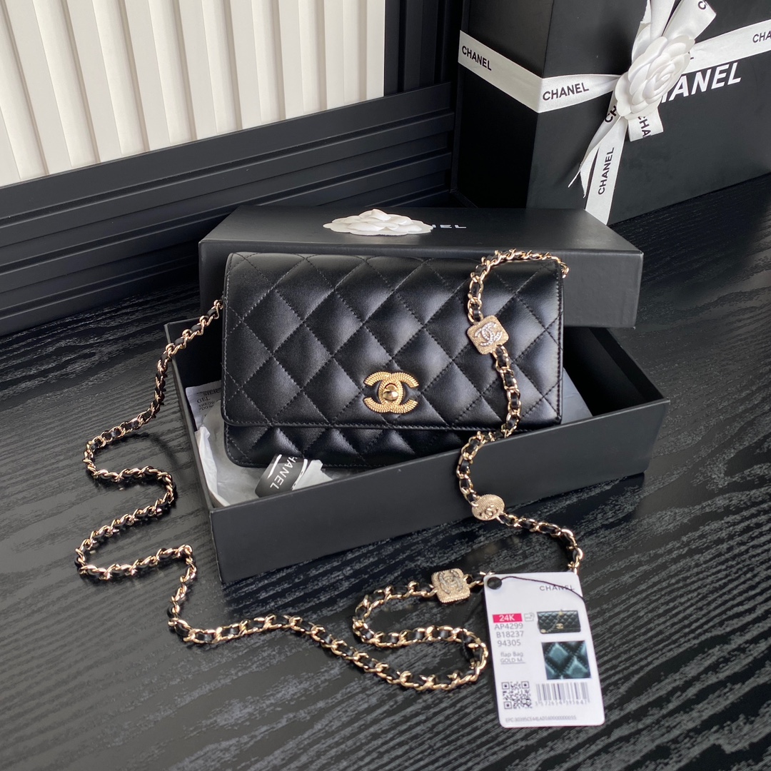 [TOP] CHANEL 24K  Lambskin Leather WOC Bag 19cm -5 Colors