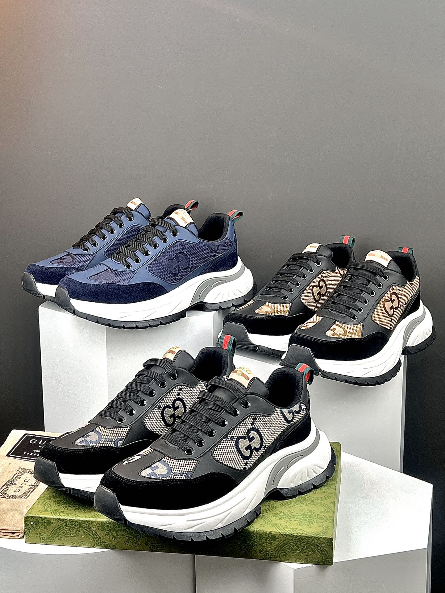 [TOP] GUCCI  Men's SNEAKER-3 Colors