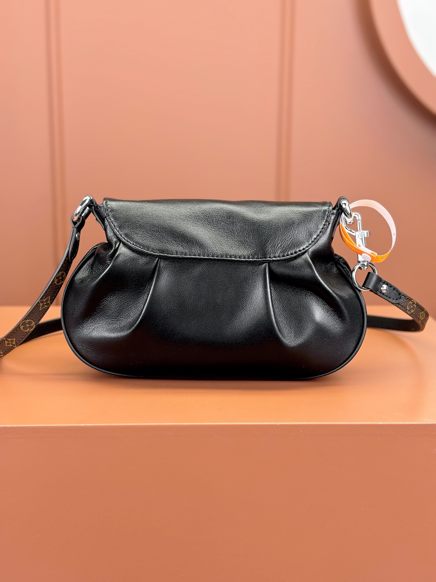 [TOP] Louis Vuitton LV Sunset Vibe Bag 27x18x4cm - Black