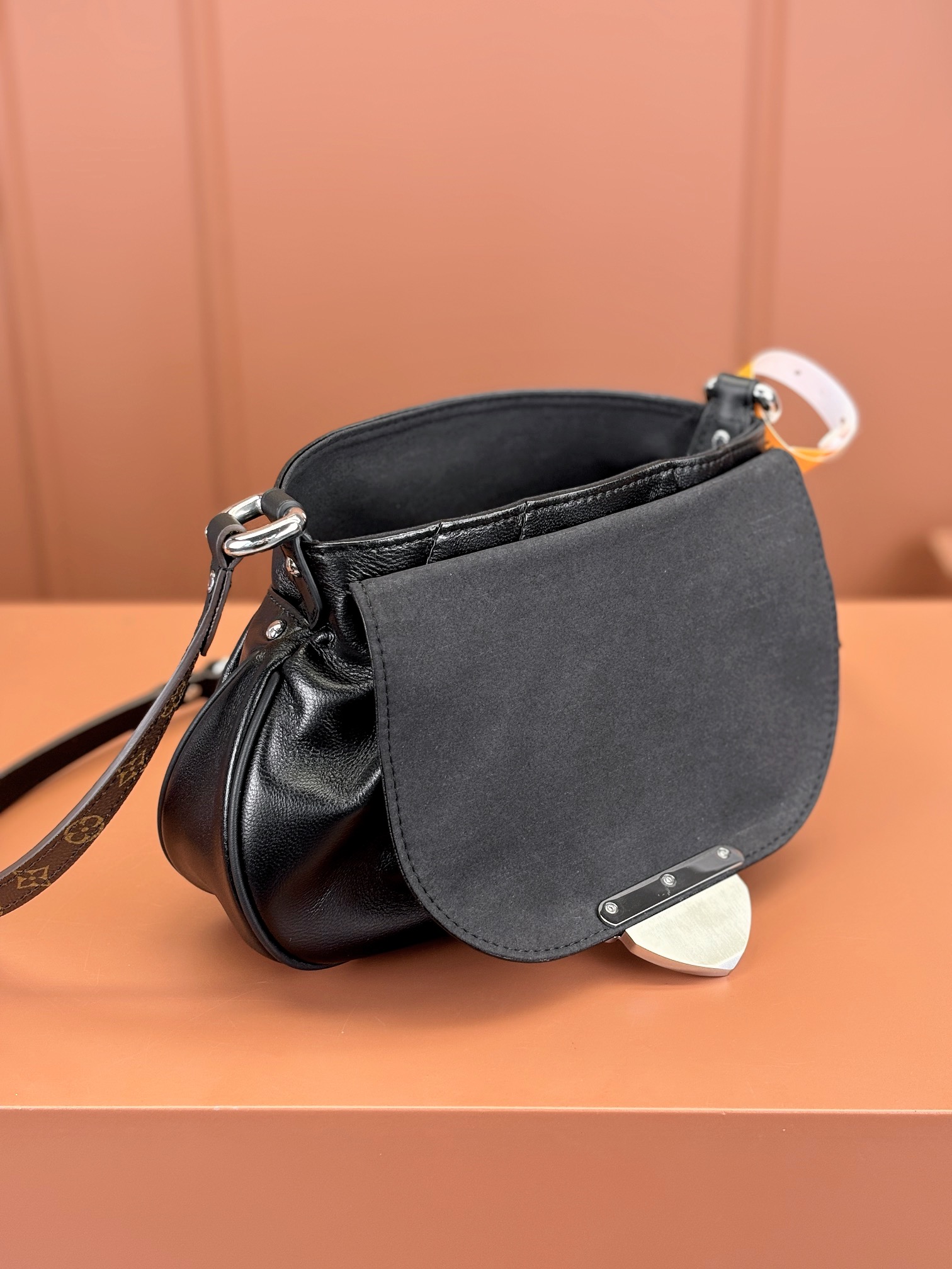 [TOP] Louis Vuitton LV Sunset Vibe Bag 27x18x4cm - Black