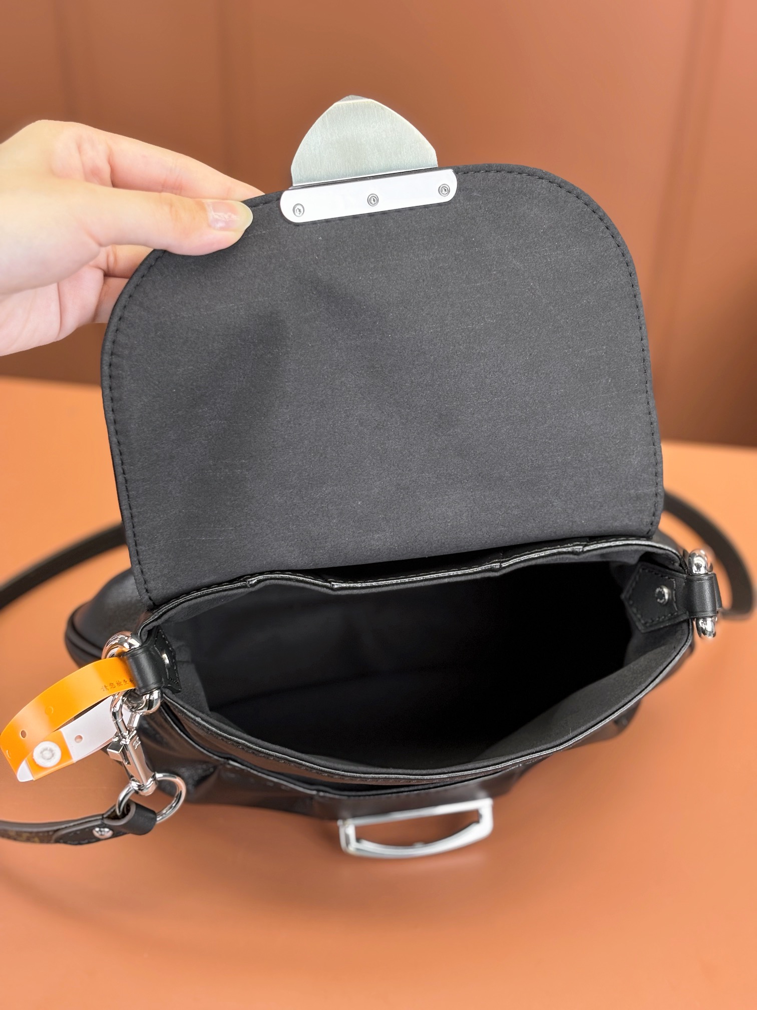 [TOP] Louis Vuitton LV Sunset Vibe Bag 27x18x4cm - Black