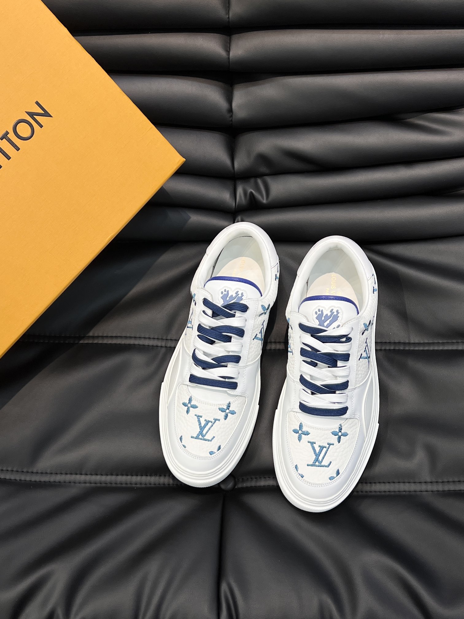 [TOP] Louis Vuitton LV Men's Shoes - 5 Colors