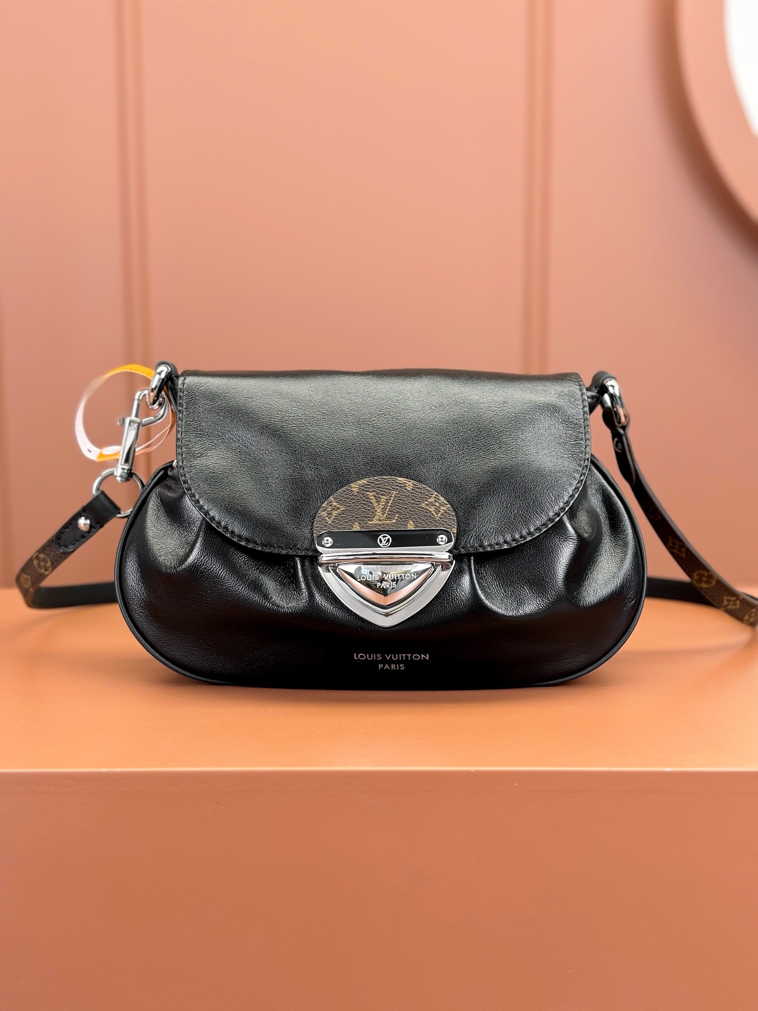 [TOP] Louis Vuitton LV Sunset Vibe Bag 27x18x4cm - Black