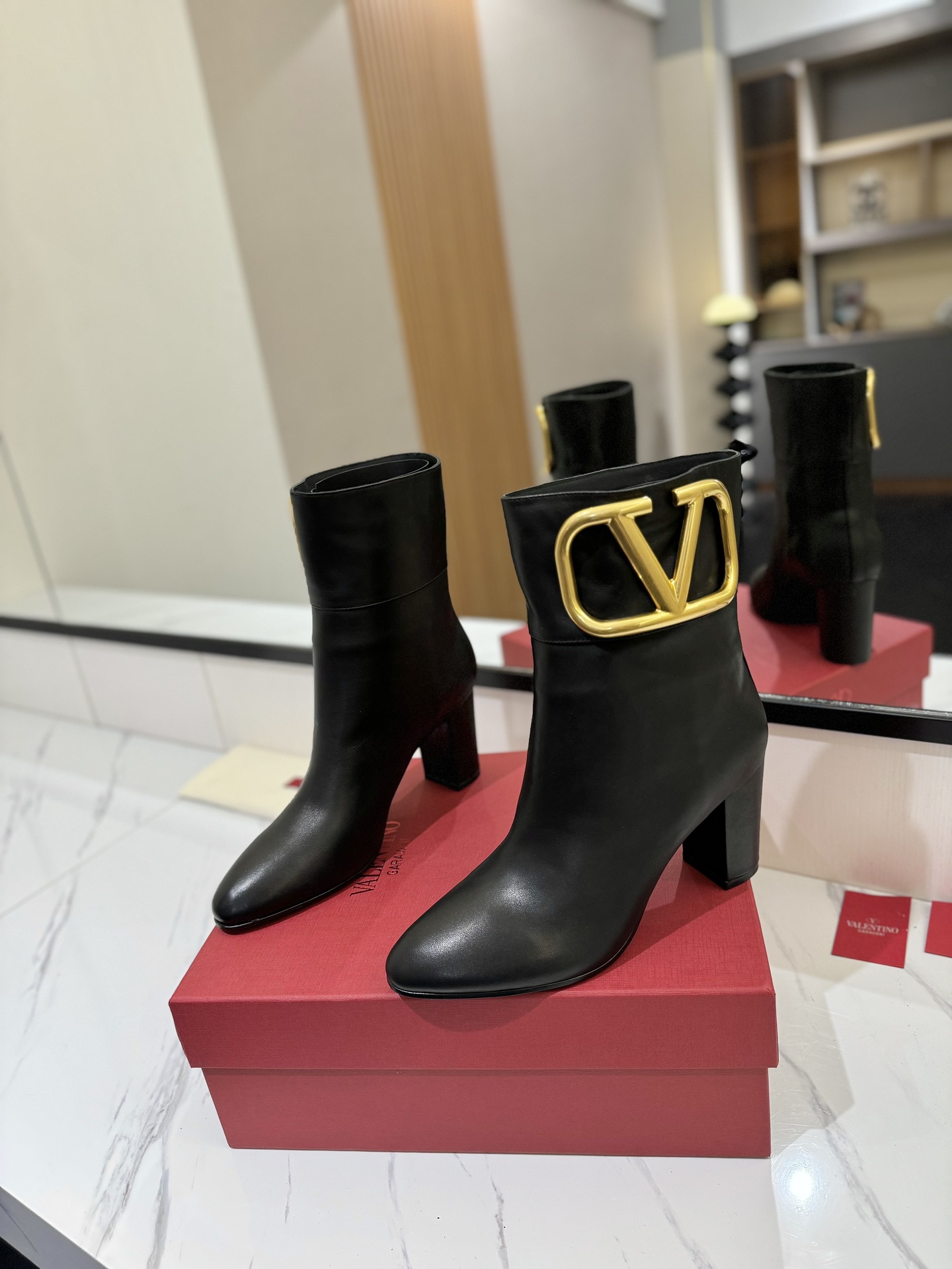 [TOP] VALENTINO GARAVANI VLOGO 8cm High Heel Boots  - 3 Color