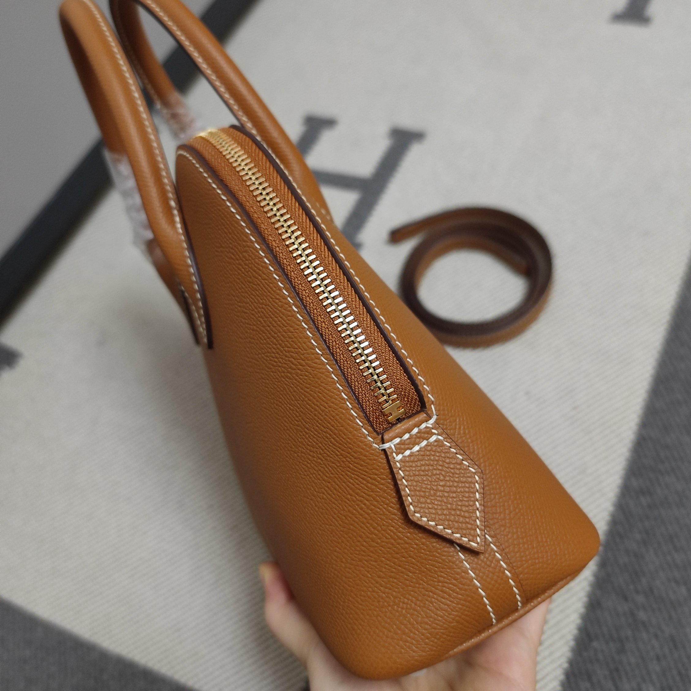 [TOP] HERMES Bolide Bag Epsom 25cm, 27cm, 31cm- Gold