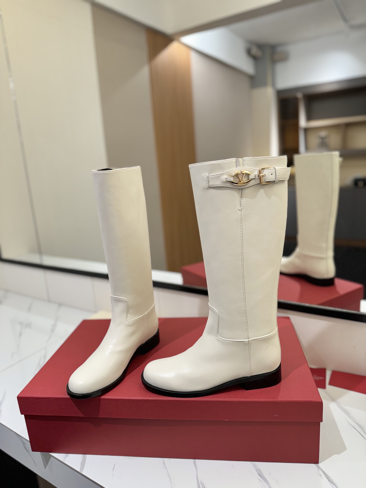 [TOP] VALENTINO GARAVANI Kelly Jumping Boots  - 4 Color