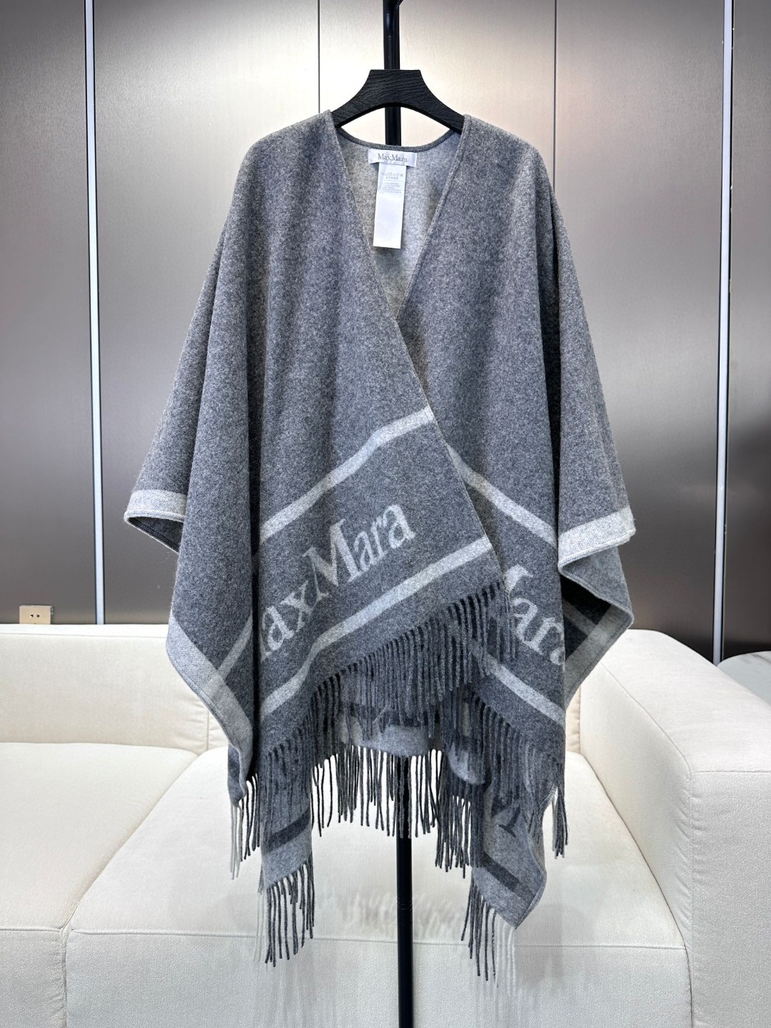 [TOP] Max Mara Wool Double-sided Cape Scarf 162x130cm - 3 Color